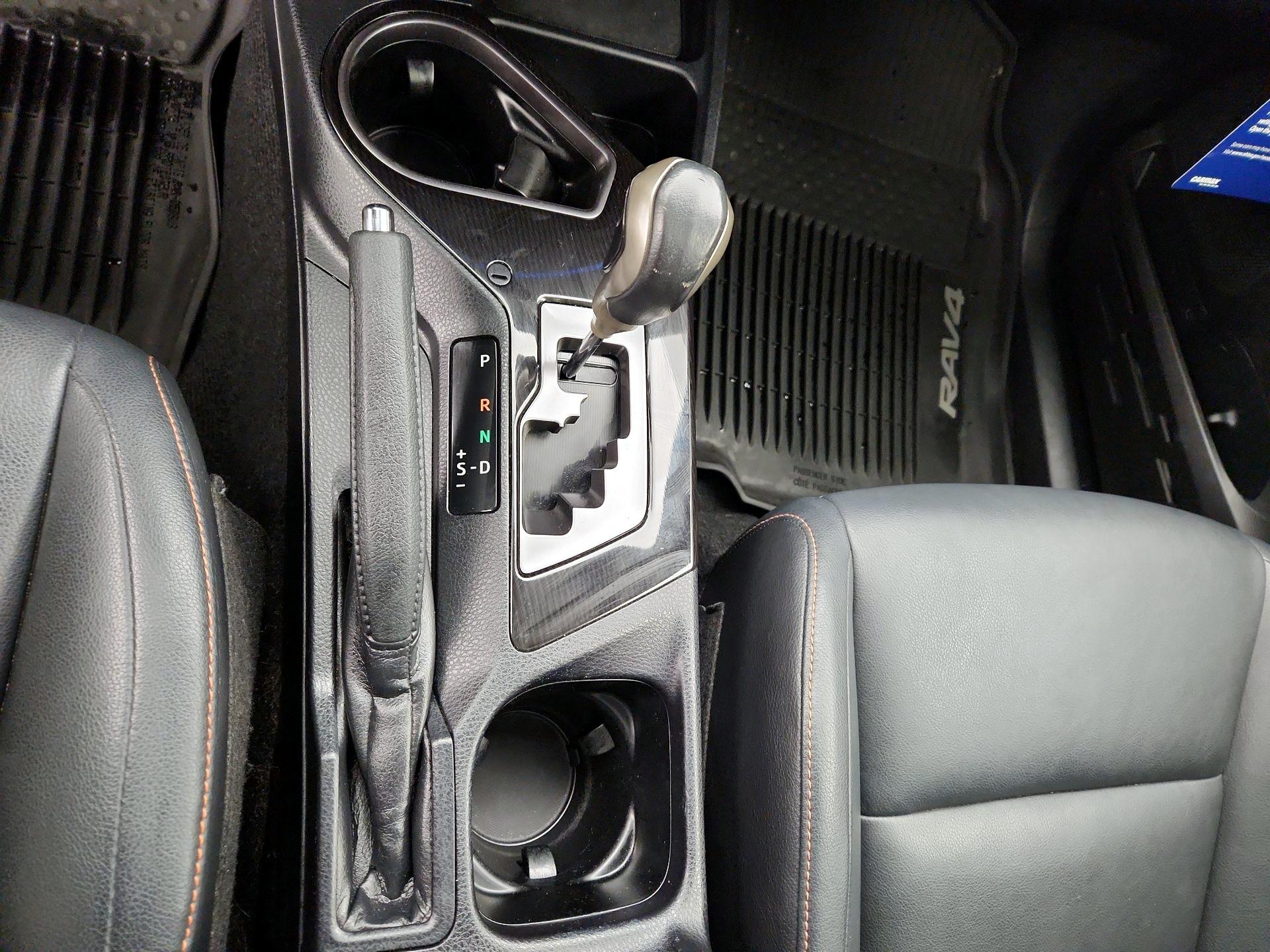 Thumbnail: 2016 Toyota RAV4 - 17