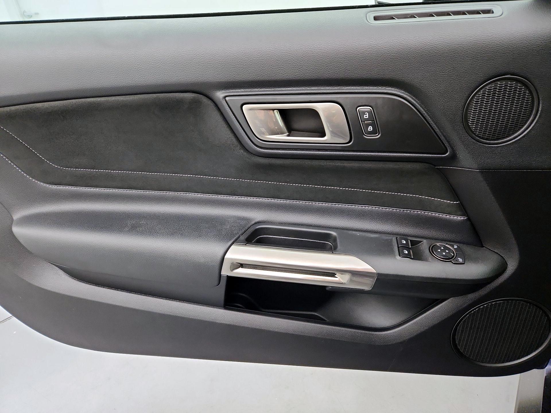 Thumbnail: 2018 Ford Mustang - 12