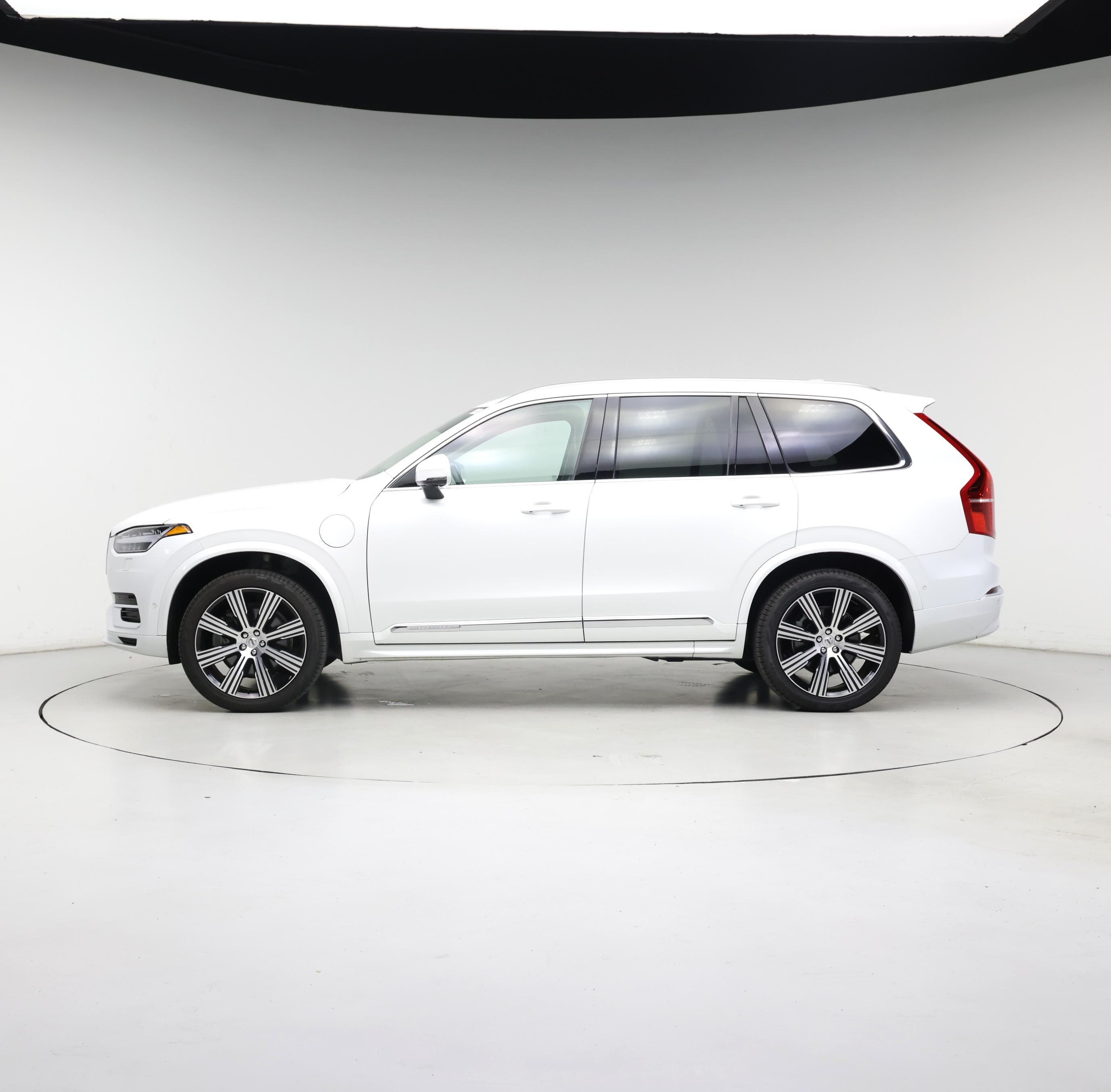 Thumbnail: 2023 Volvo XC90 - 3
