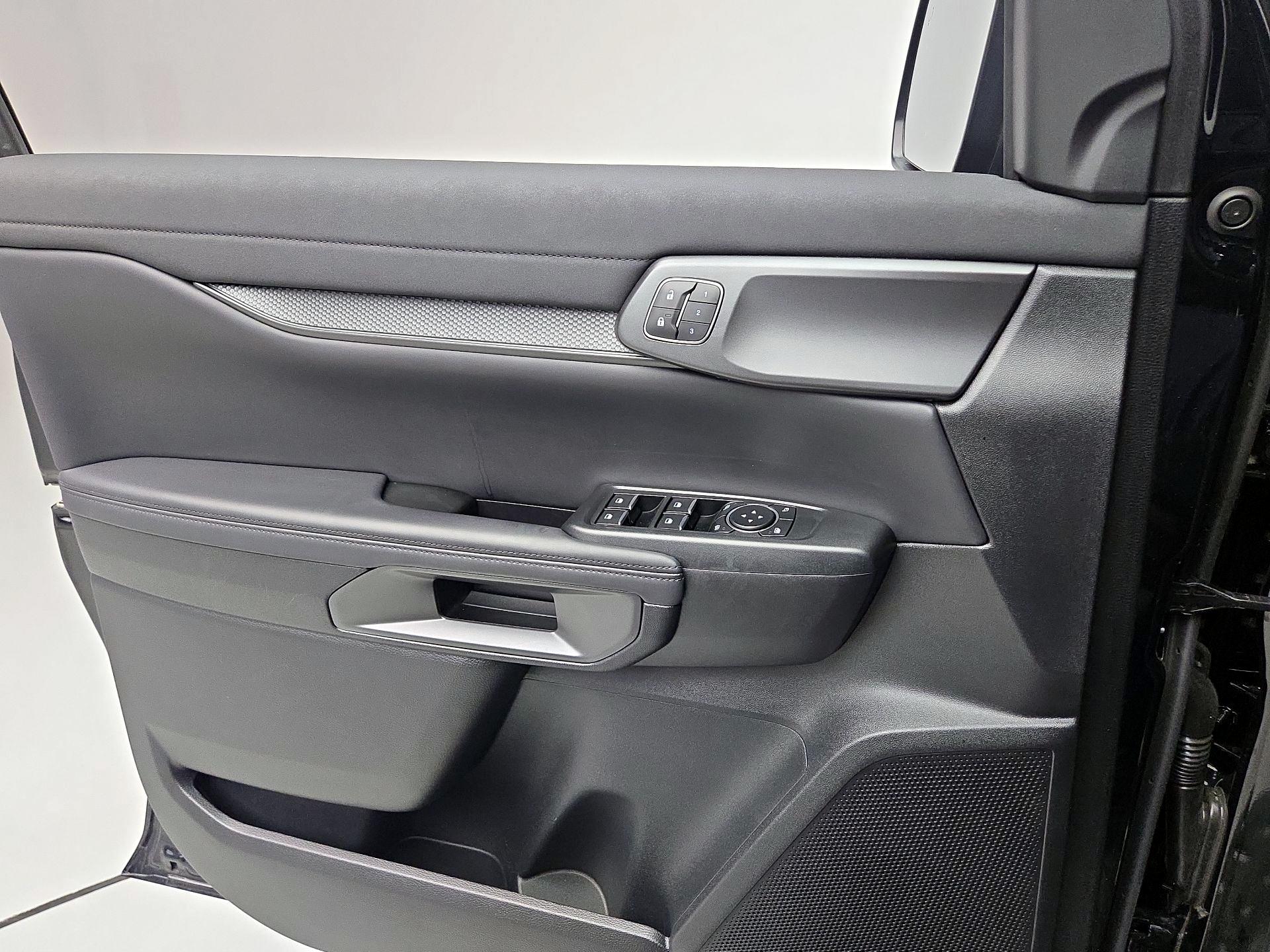 Thumbnail: 2025 Ford Ranger - 12