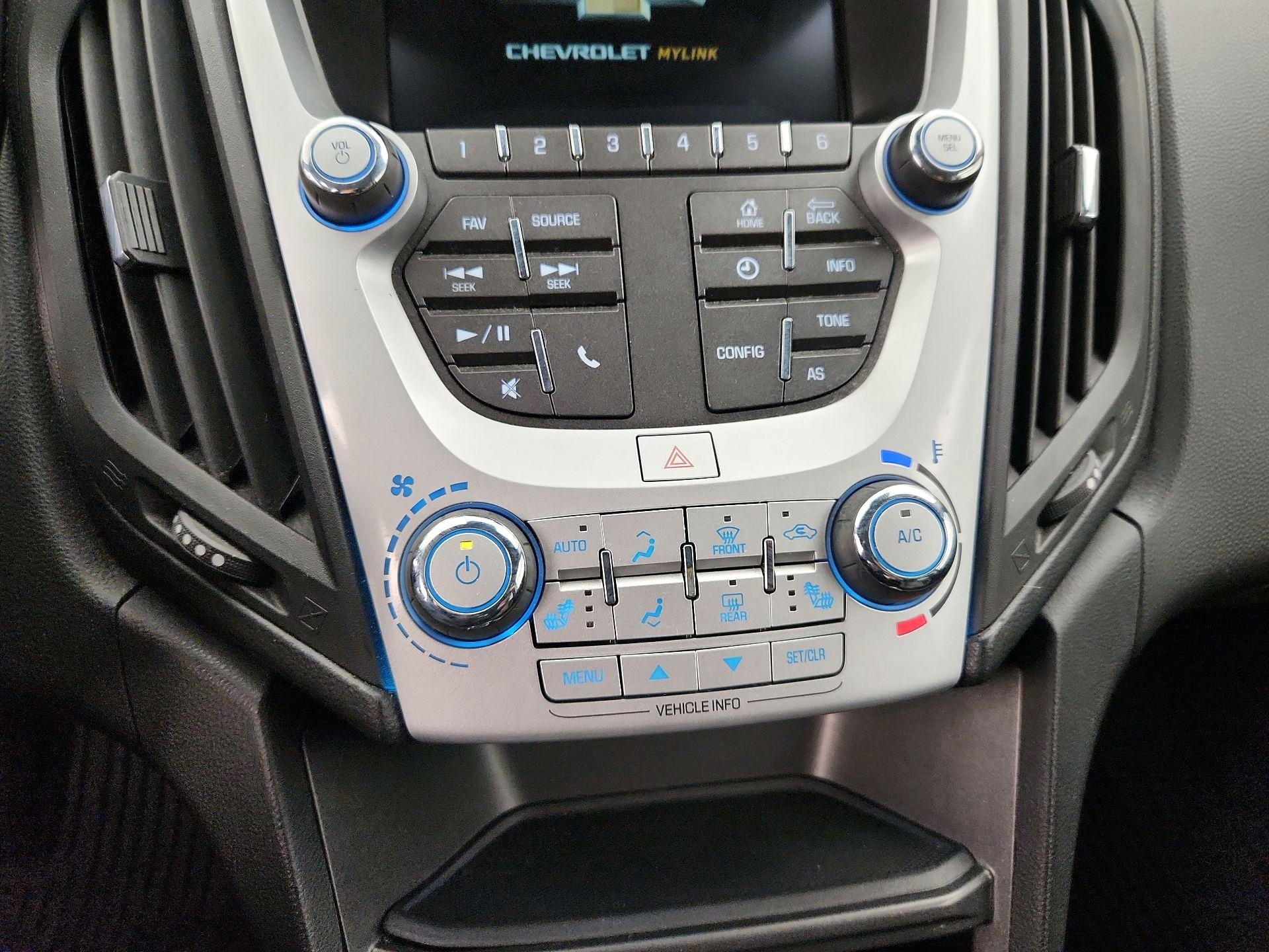 Thumbnail: 2017 Chevrolet Equinox - 16