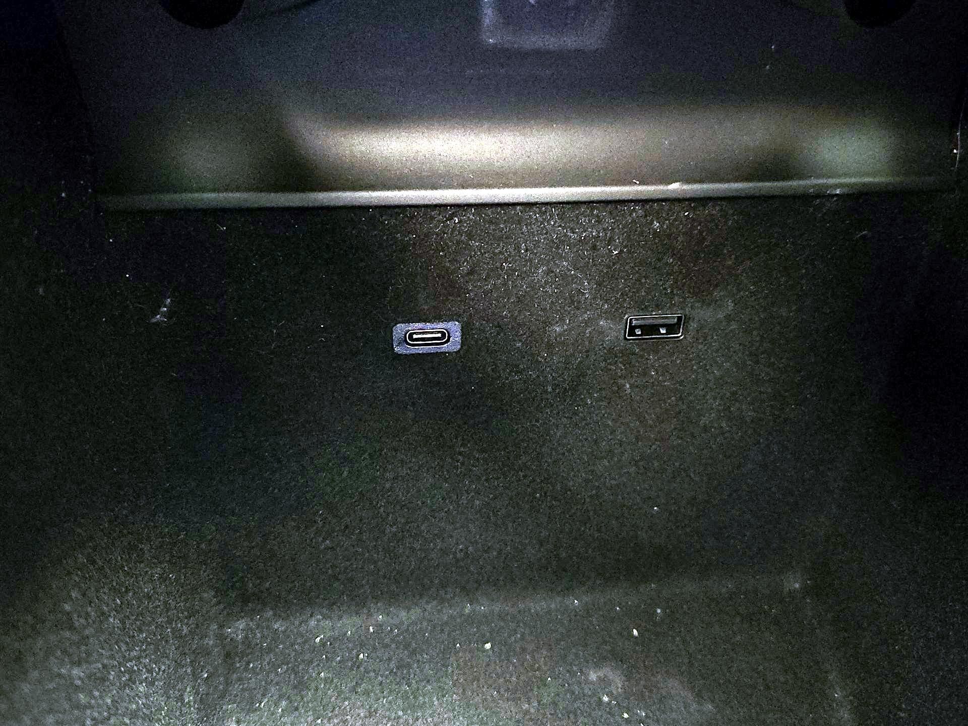 Thumbnail: 2020 Tesla Model Y - 17