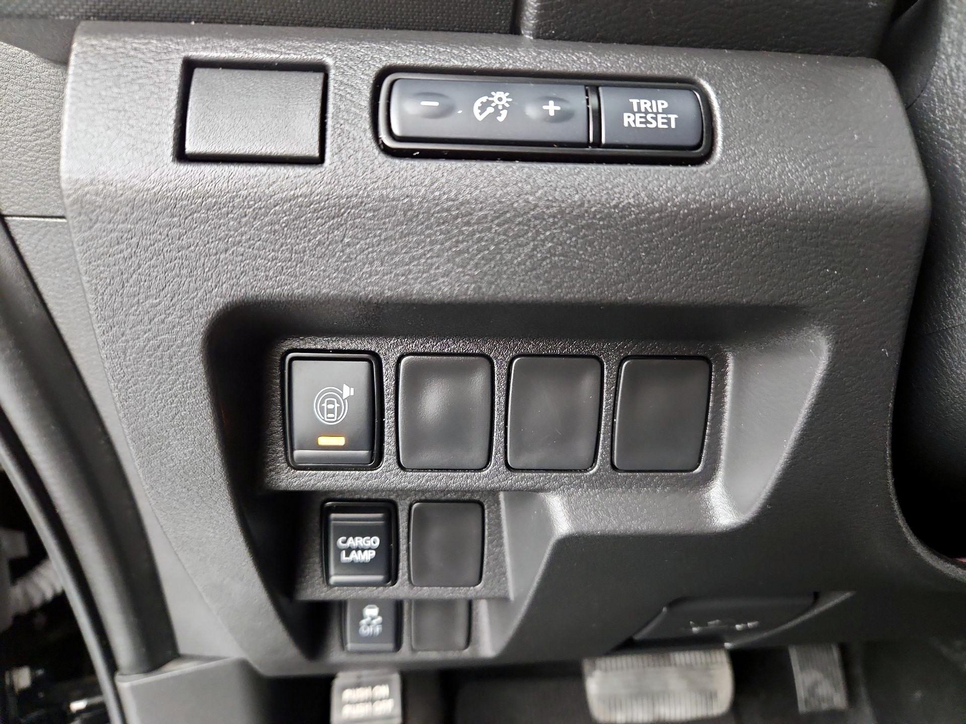 Thumbnail: 2024 Nissan Frontier - 13