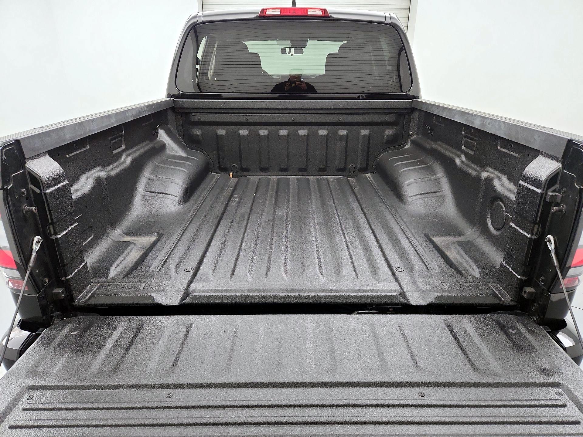 Thumbnail: 2024 Nissan Frontier - 20