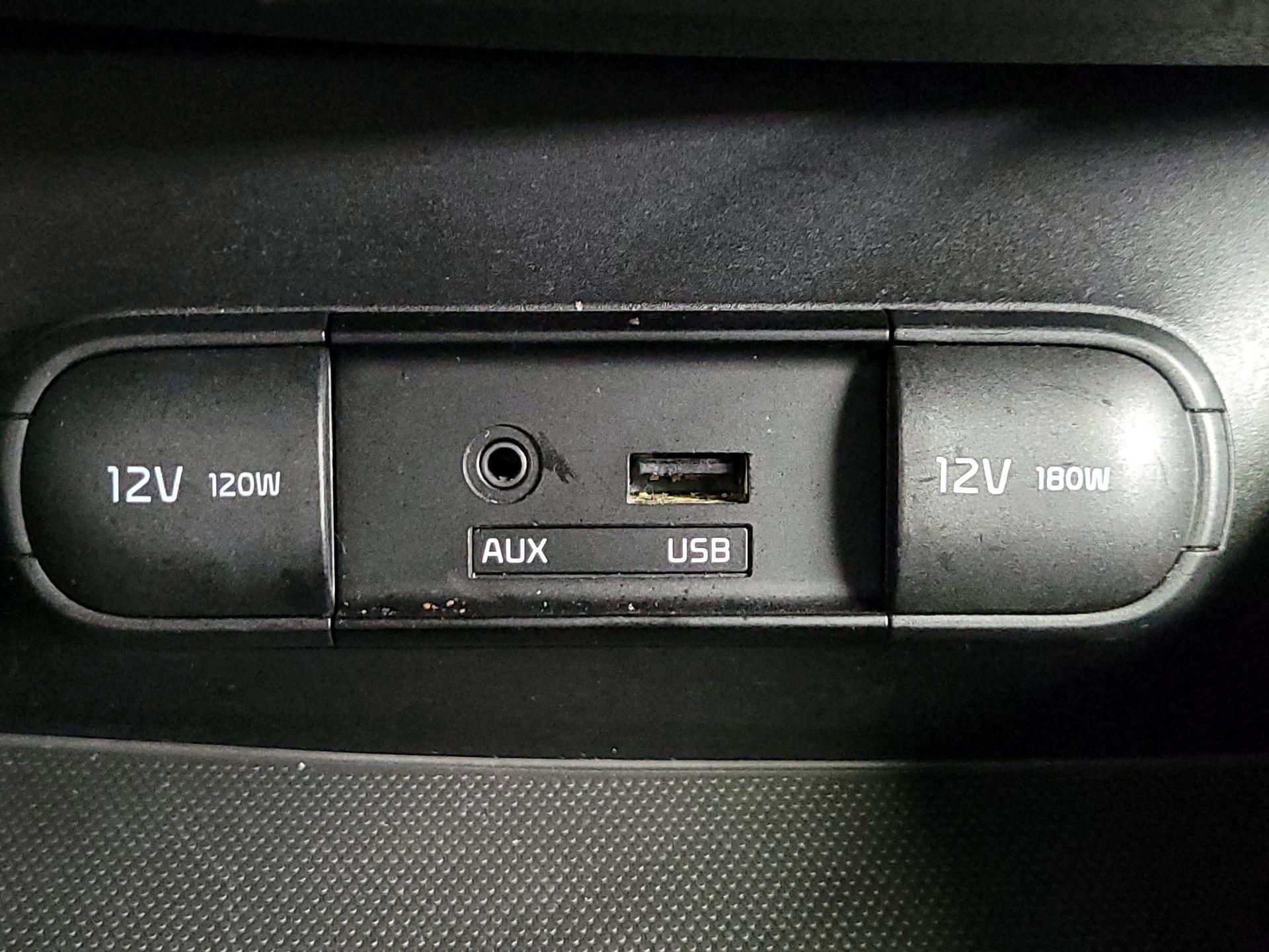 Thumbnail: 2014 Kia Soul - 17