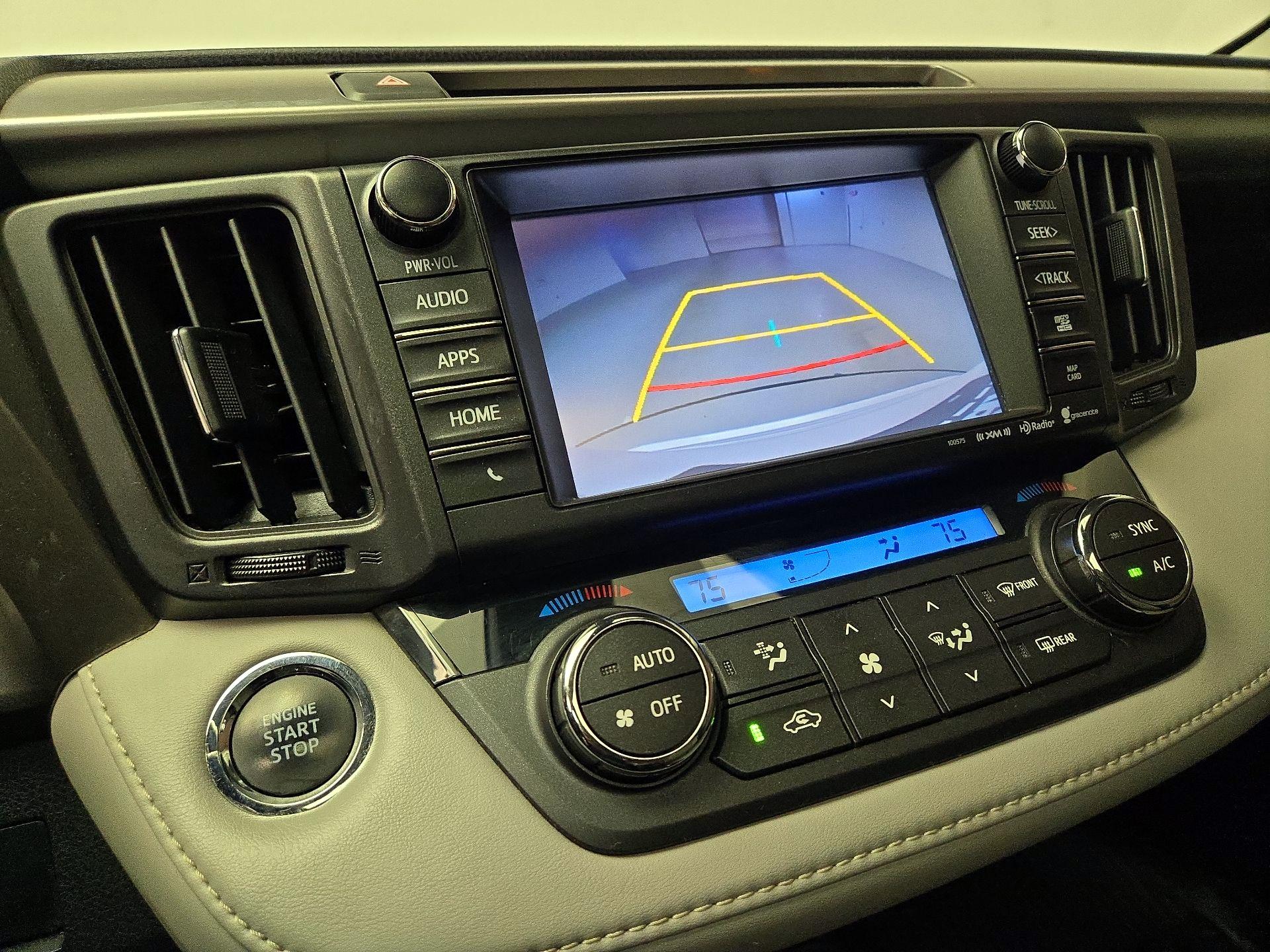 Thumbnail: 2018 Toyota RAV4 - 14