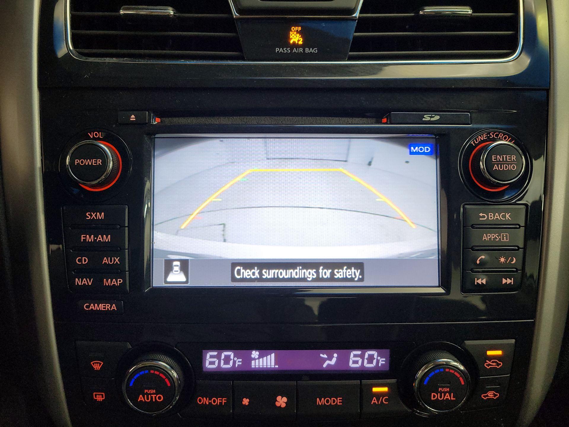 Thumbnail: 2014 Nissan Altima - 15