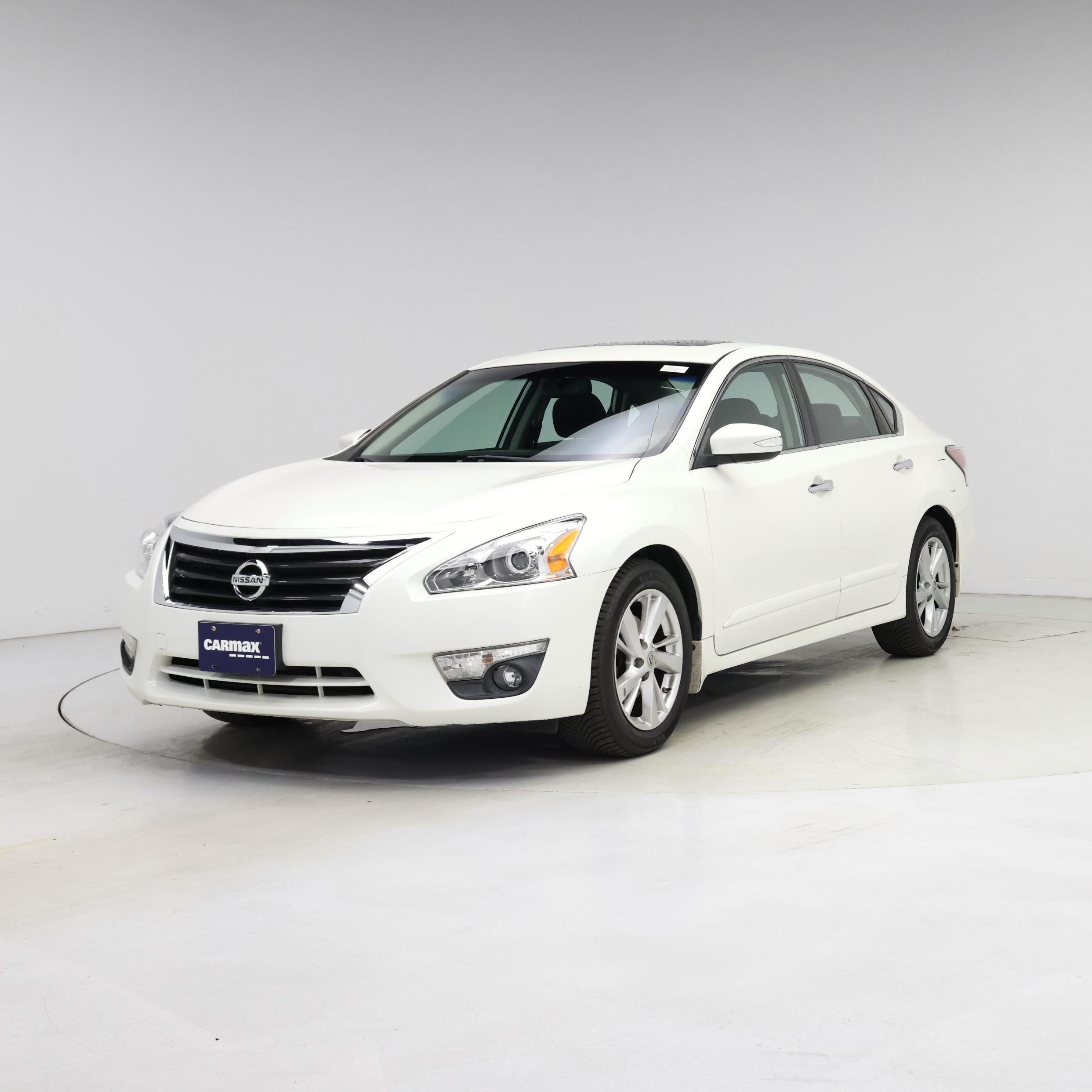Thumbnail: 2014 Nissan Altima - 4