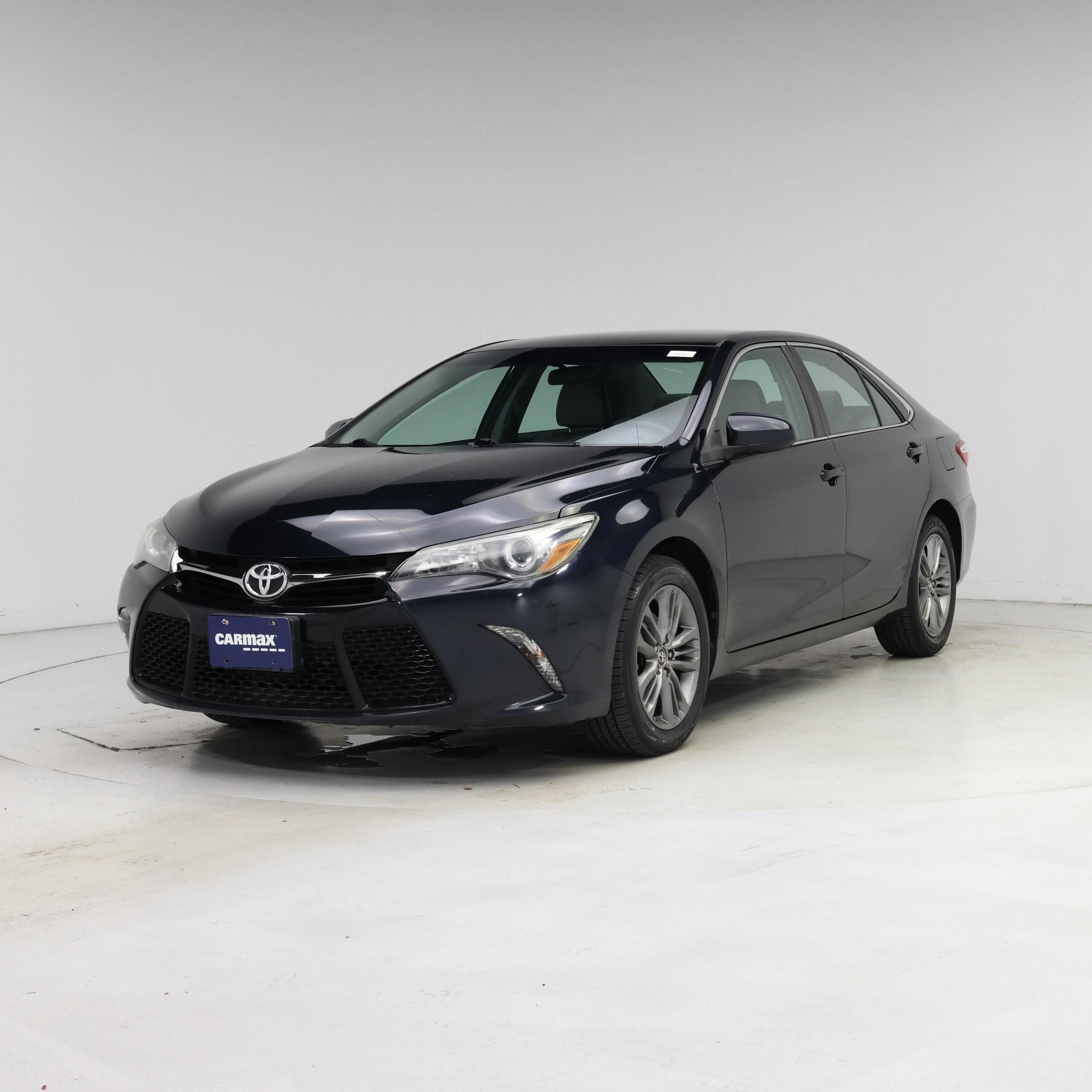 Thumbnail: 2015 Toyota Camry - 4