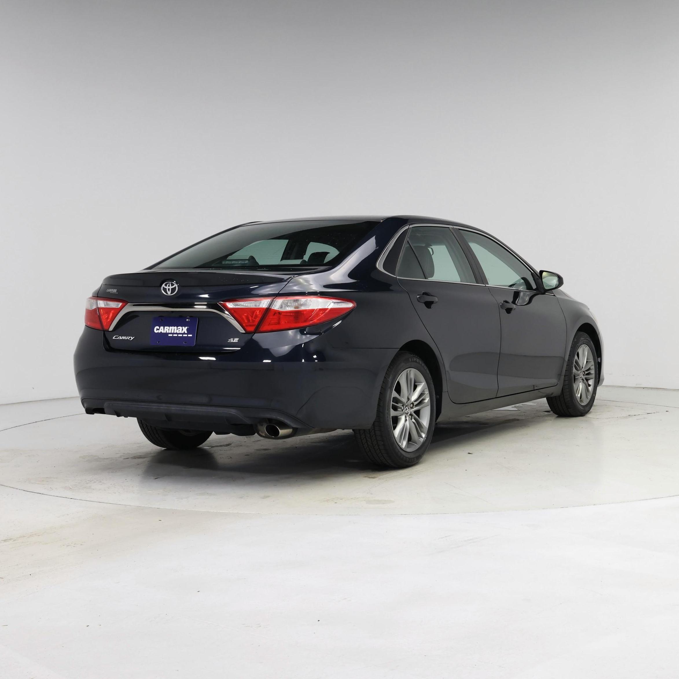 Thumbnail: 2015 Toyota Camry - 8