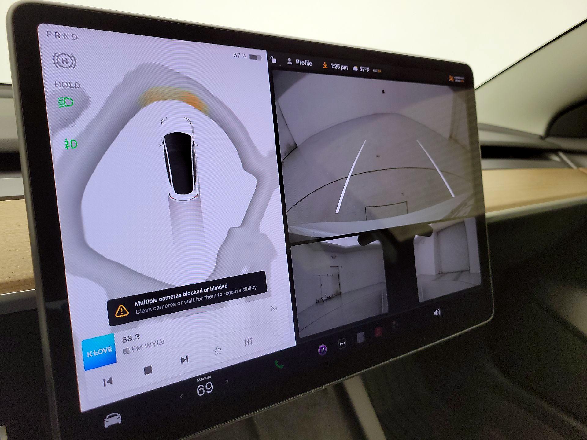 Thumbnail: 2023 Tesla Model 3 - 14