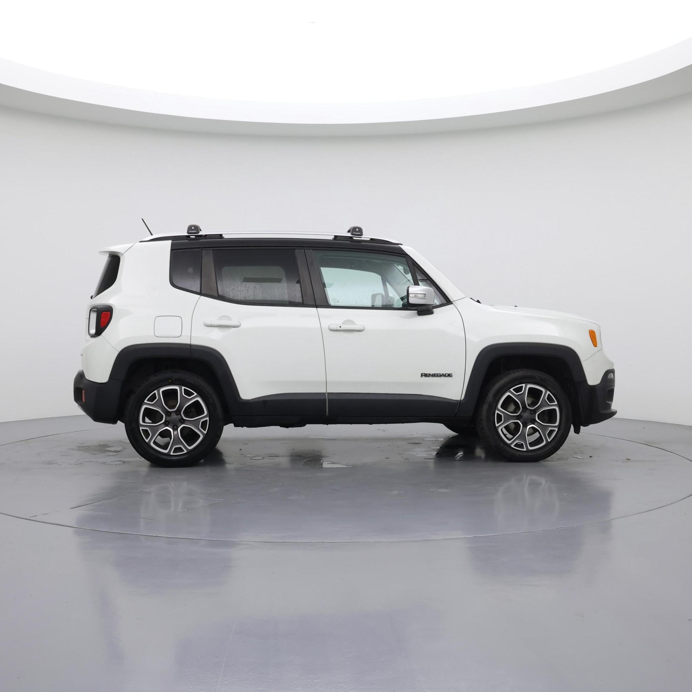 Thumbnail: 2015 Jeep Renegade - 7