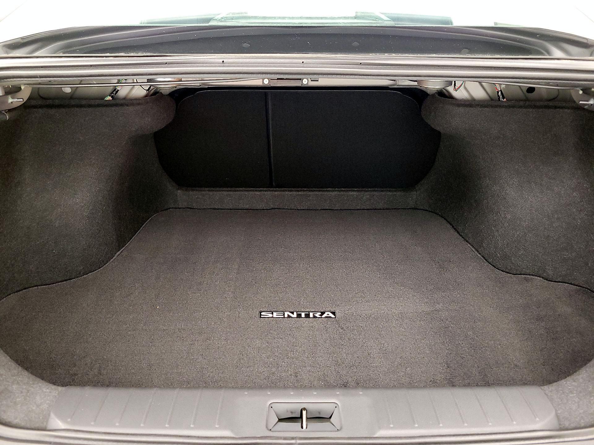 Thumbnail: 2025 Nissan Sentra - 20