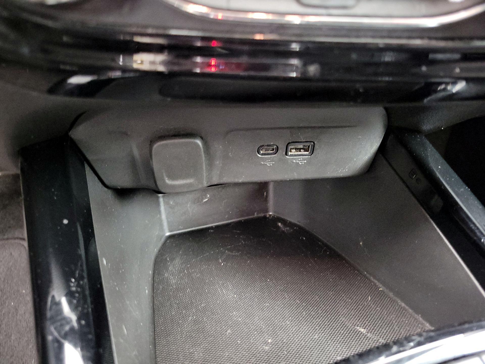 Thumbnail: 2025 Chevrolet Trax - 18