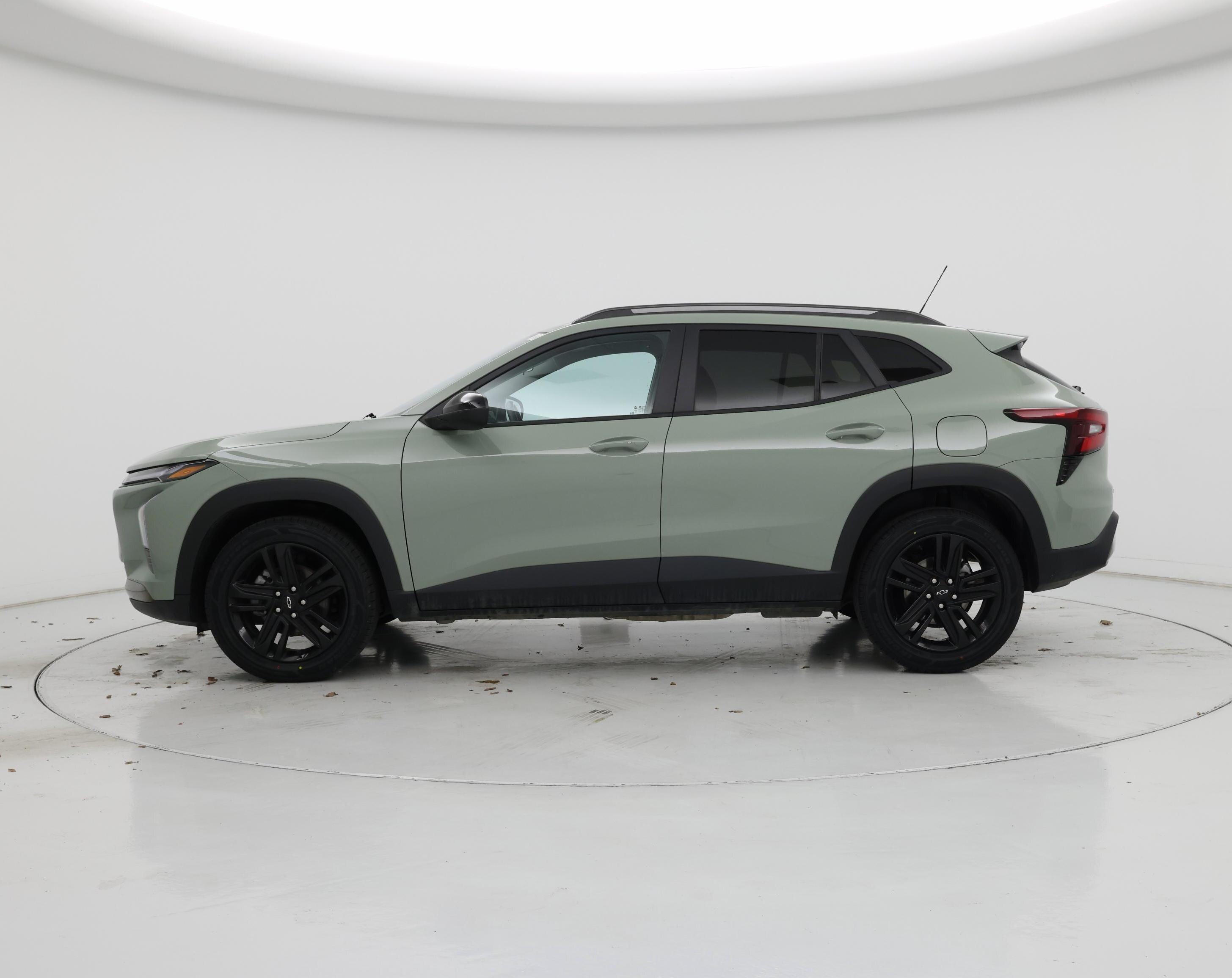 Thumbnail: 2025 Chevrolet Trax - 3