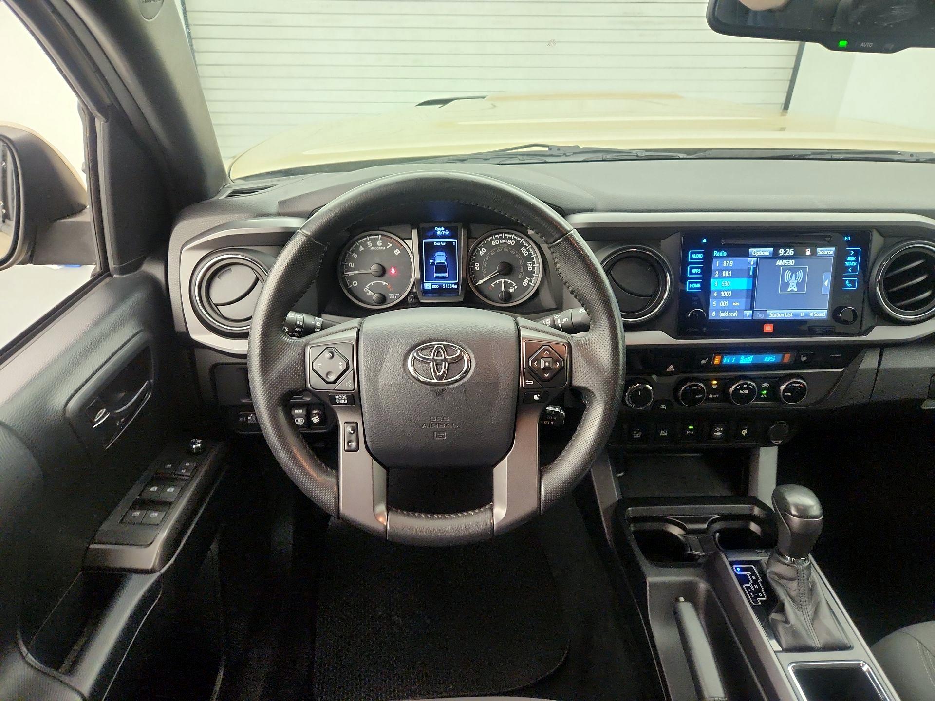 Thumbnail: 2017 Toyota Tacoma - 10