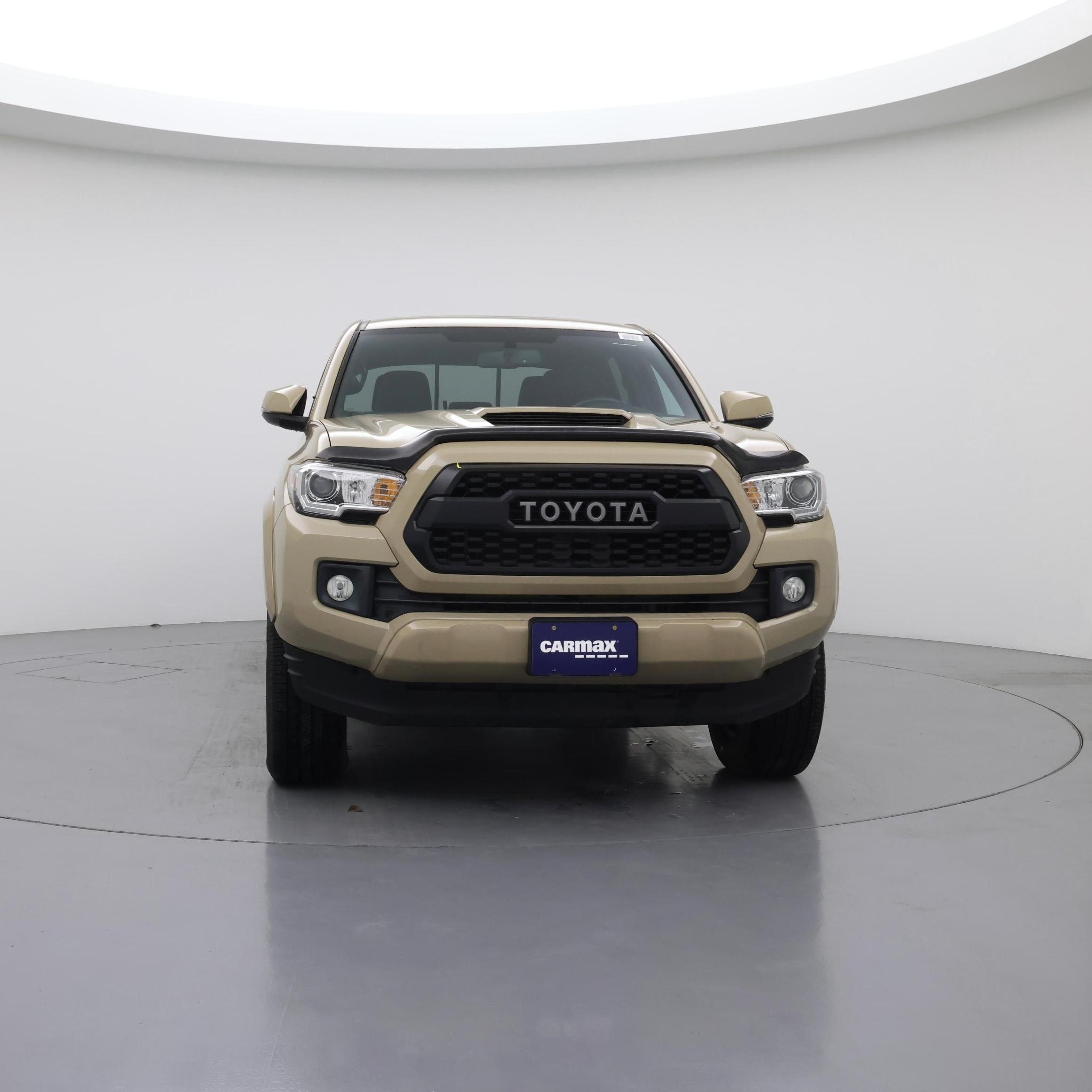 Thumbnail: 2017 Toyota Tacoma - 5