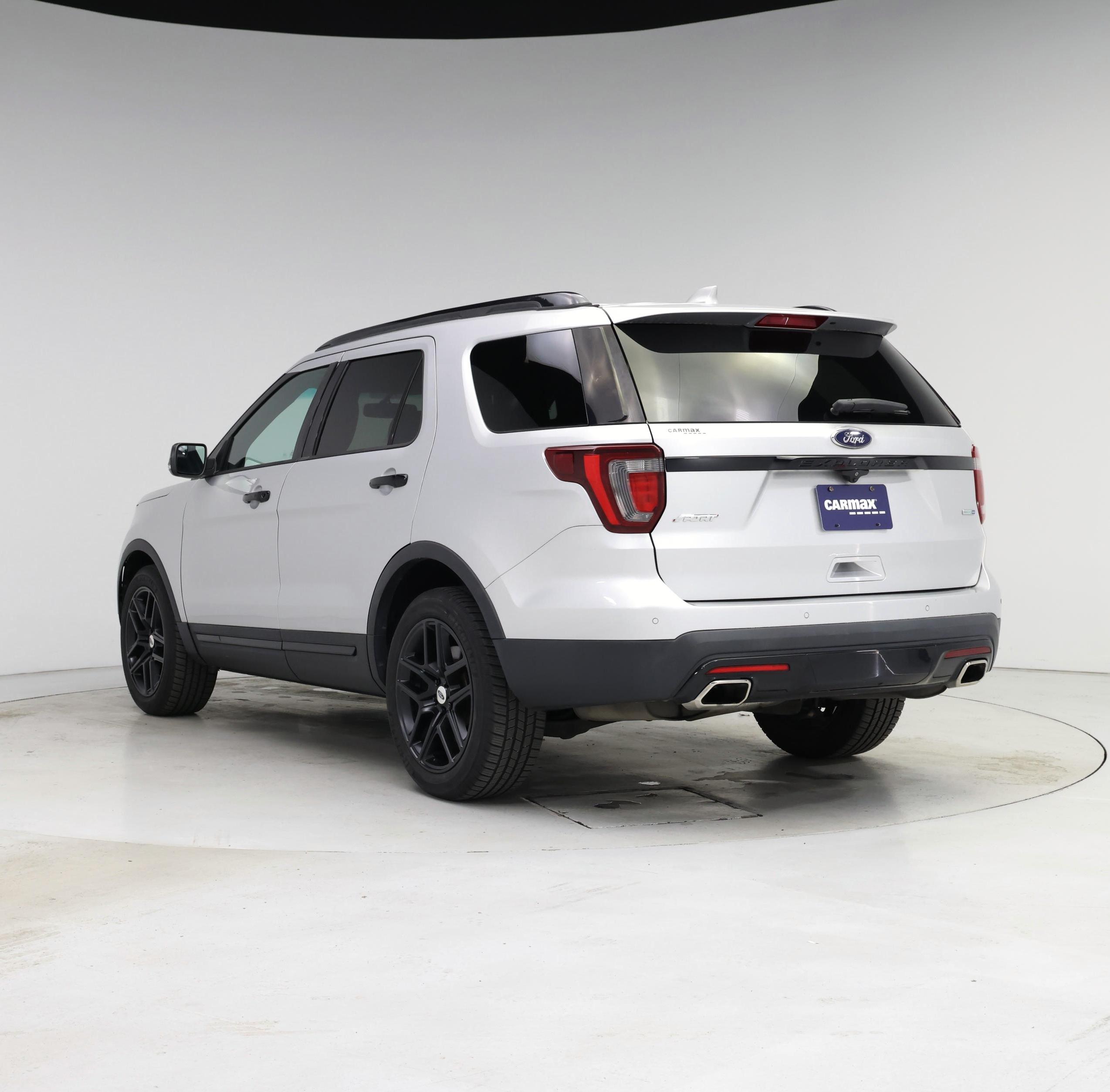 Thumbnail: 2016 Ford Explorer - 2