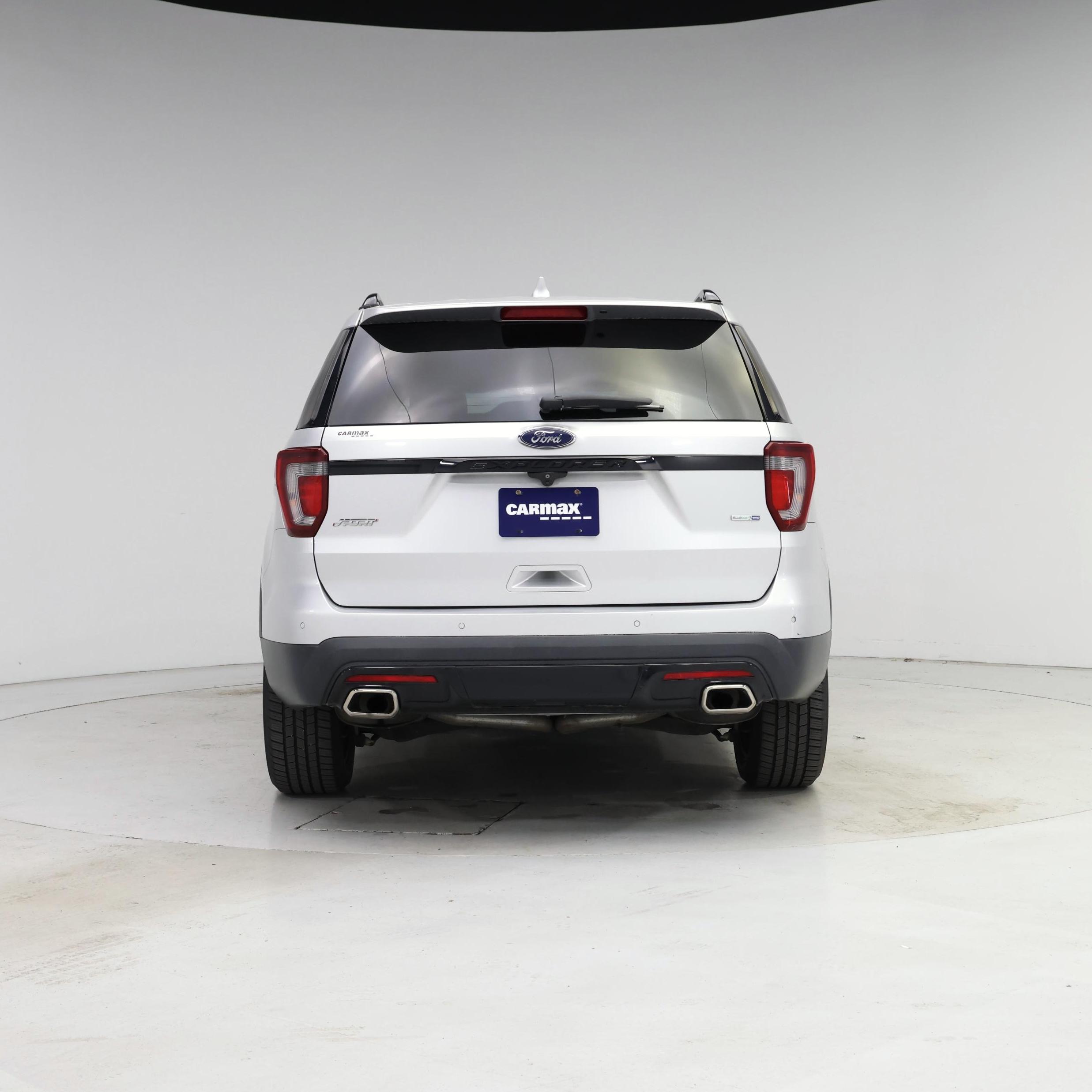 Thumbnail: 2016 Ford Explorer - 6