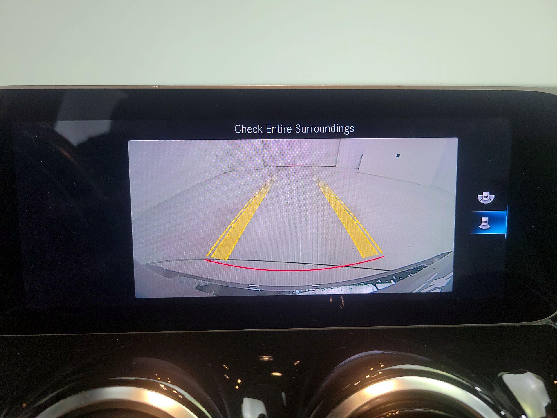 Thumbnail: 2021 Mercedes-Benz GLB - 15