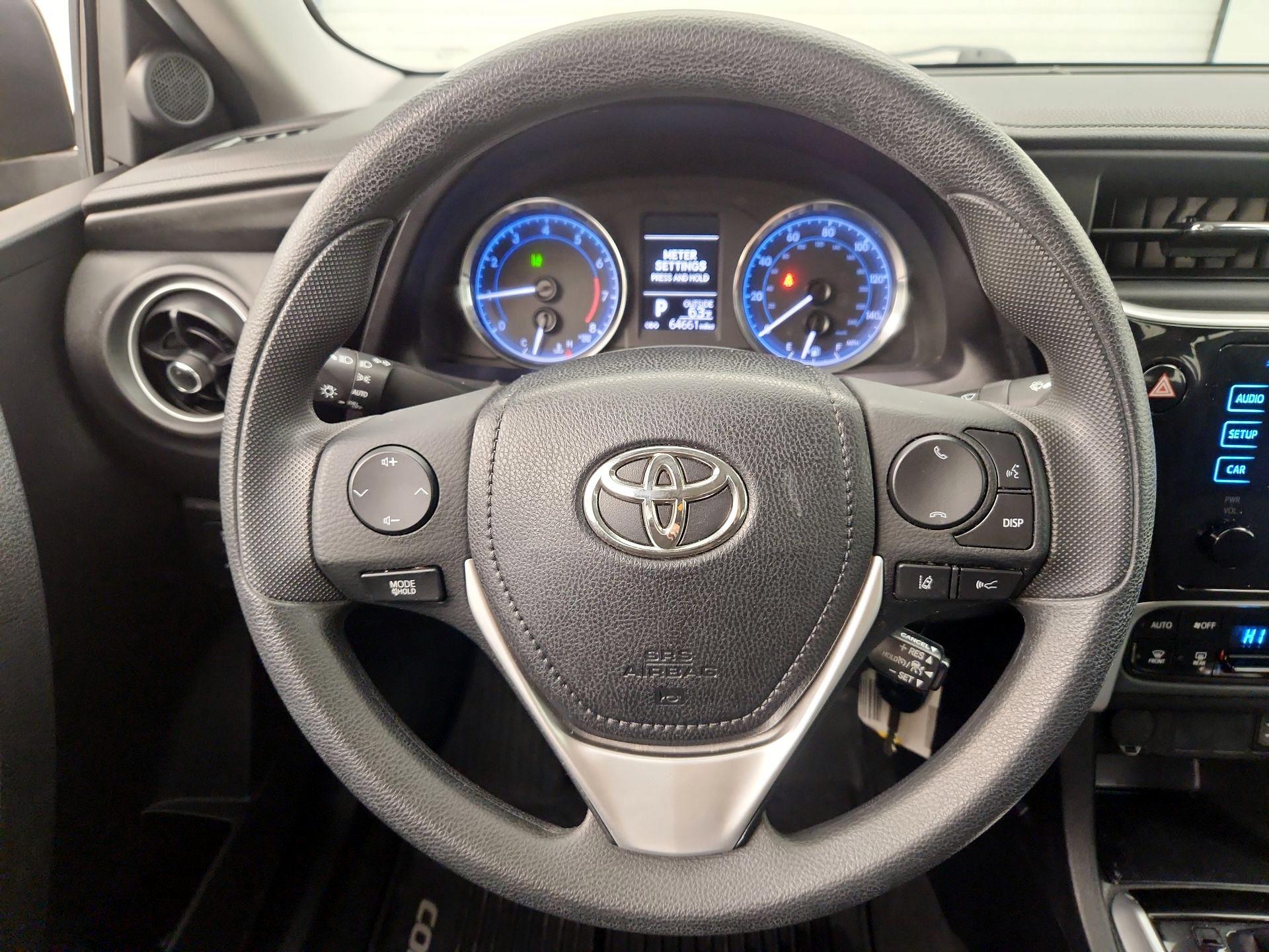 Thumbnail: 2019 Toyota Corolla - 10