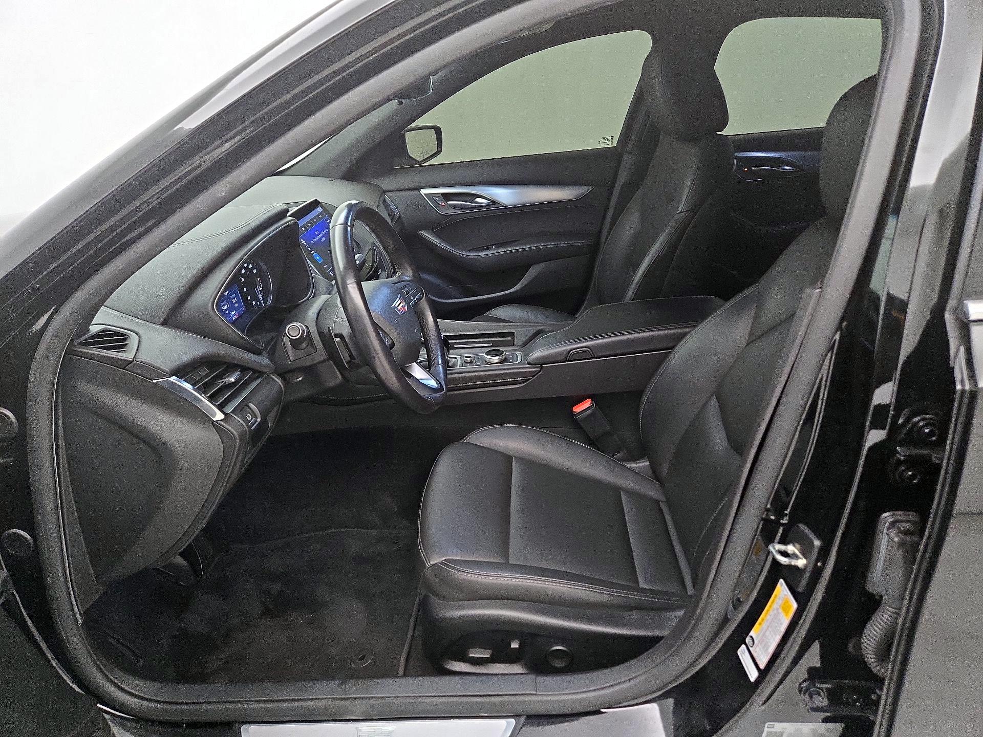 Thumbnail: 2023 Cadillac CT5 - 11