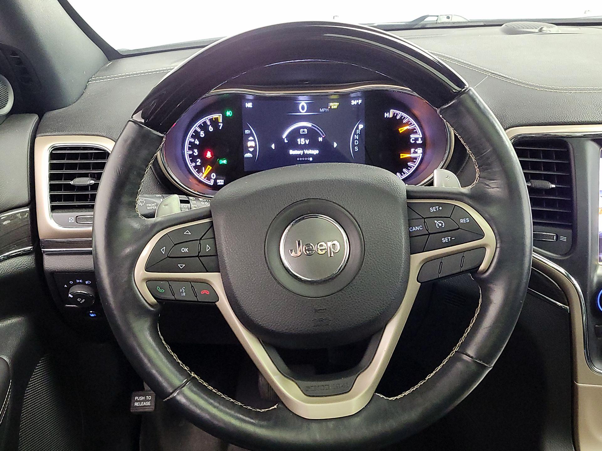 Thumbnail: 2015 Jeep Grand Cherokee - 10