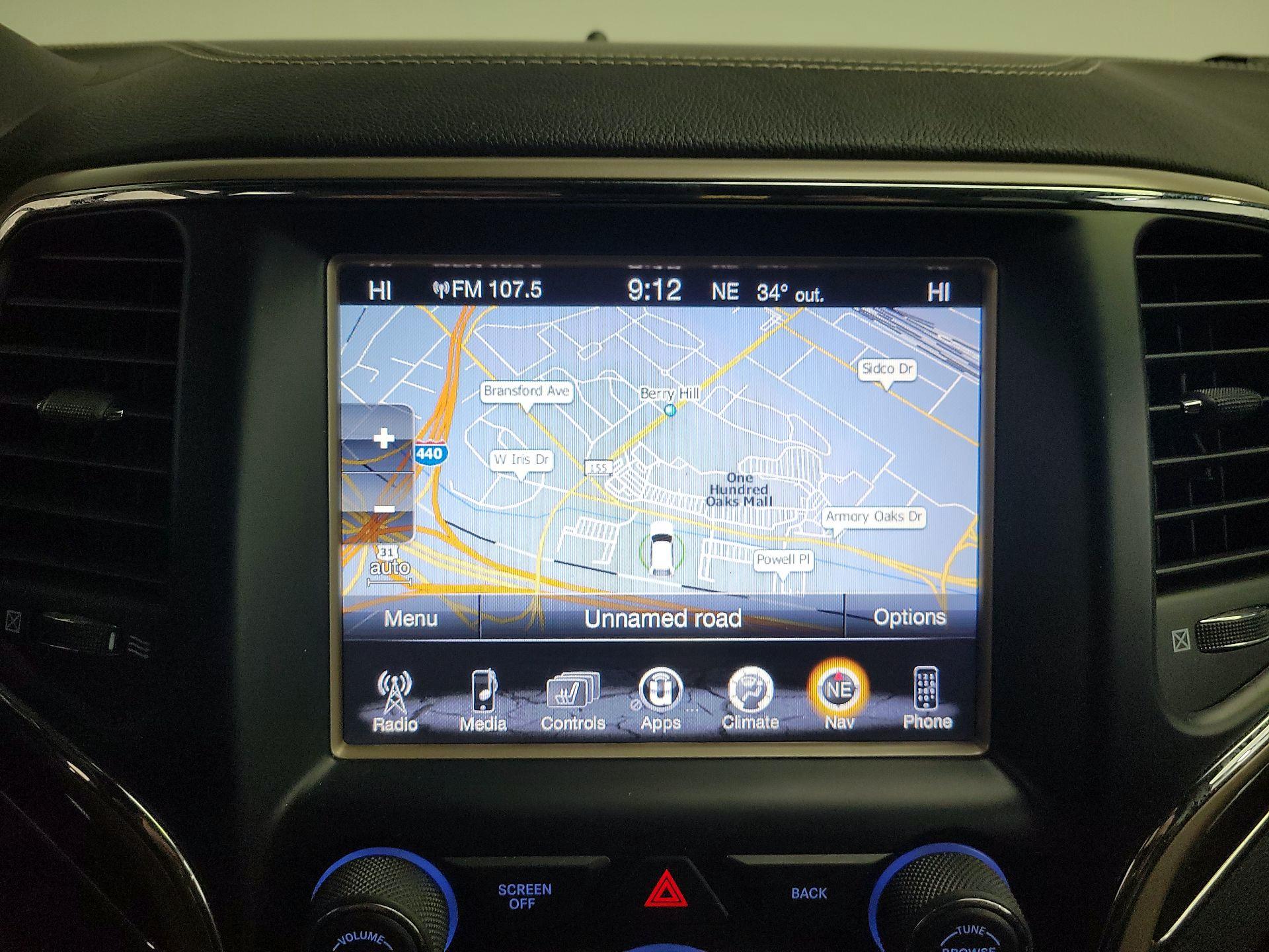 Thumbnail: 2015 Jeep Grand Cherokee - 14