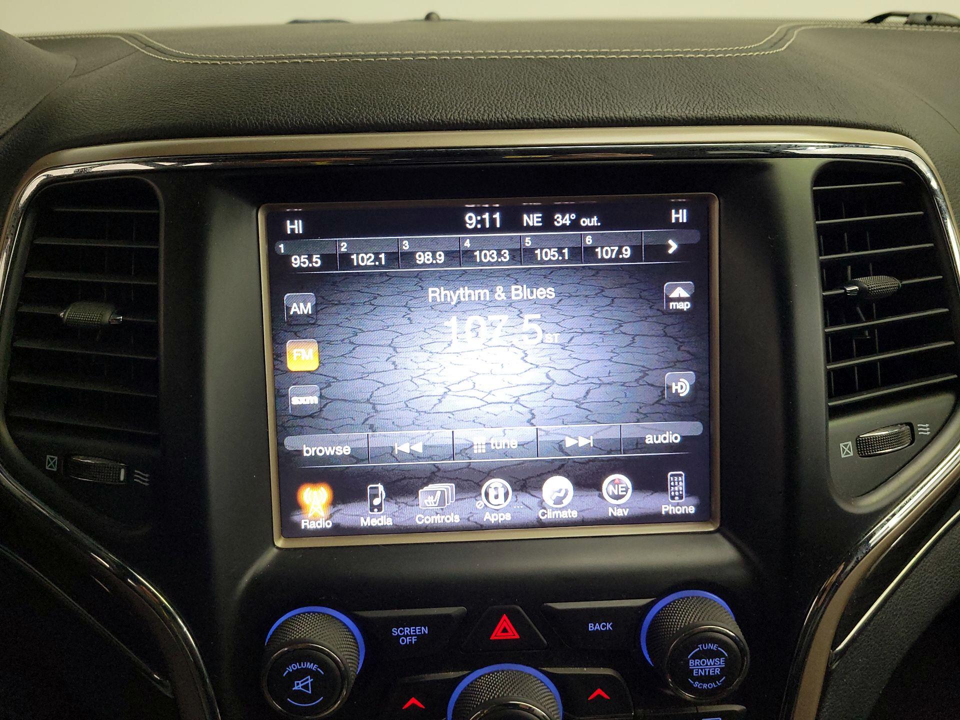 Thumbnail: 2015 Jeep Grand Cherokee - 16