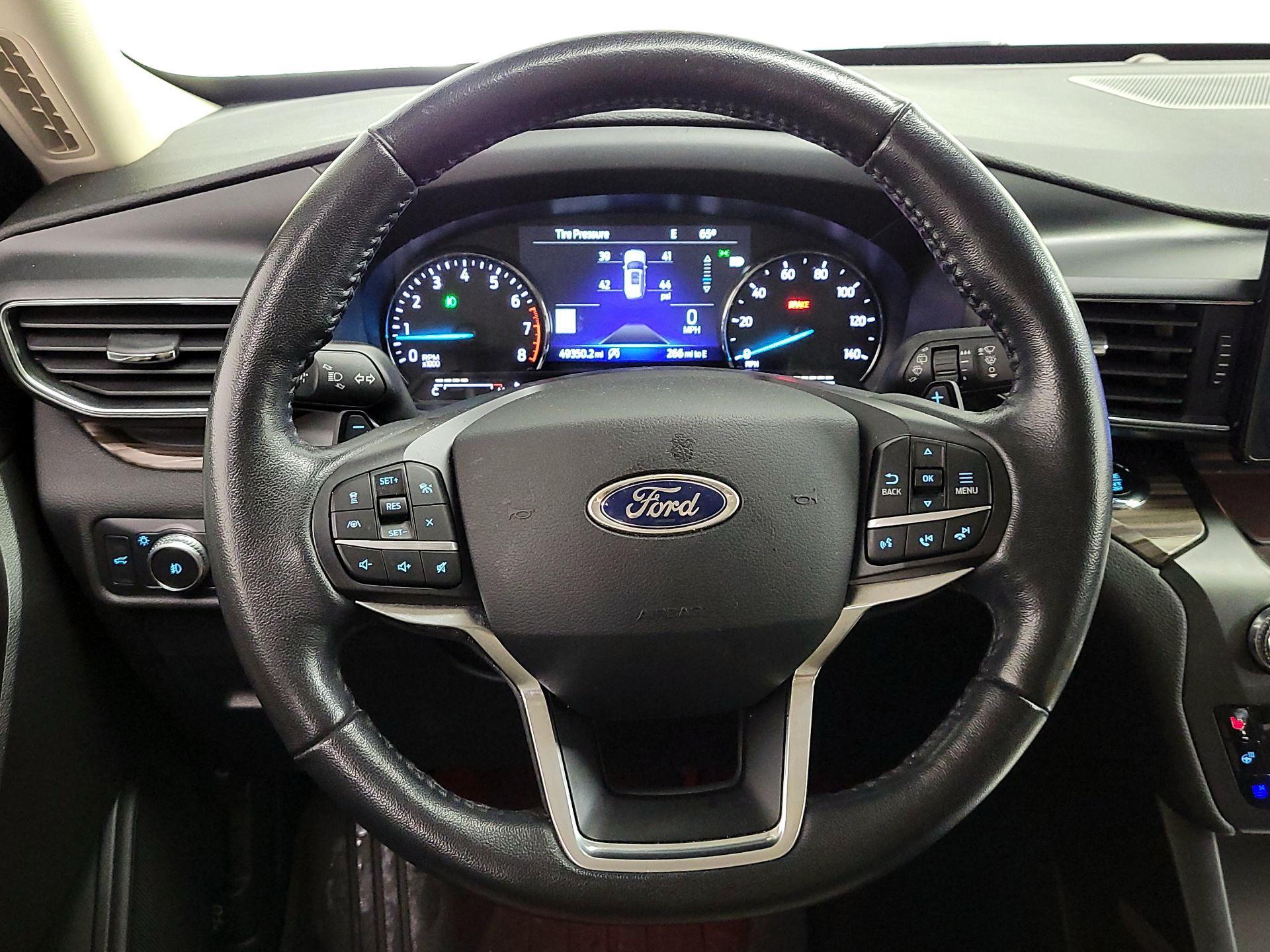 Thumbnail: 2020 Ford Explorer - 10