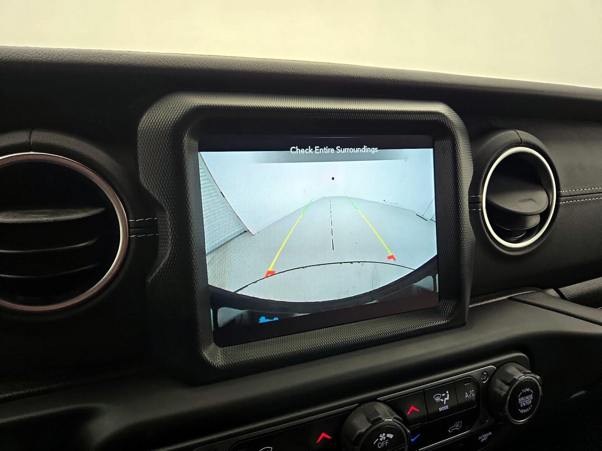 Thumbnail: 2023 Jeep Wrangler - 15