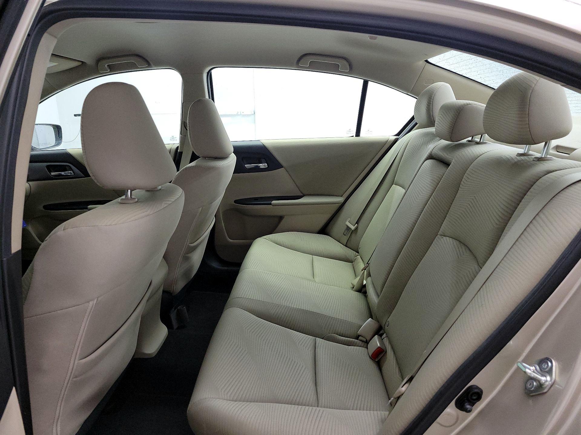 Thumbnail: 2015 Honda Accord - 19