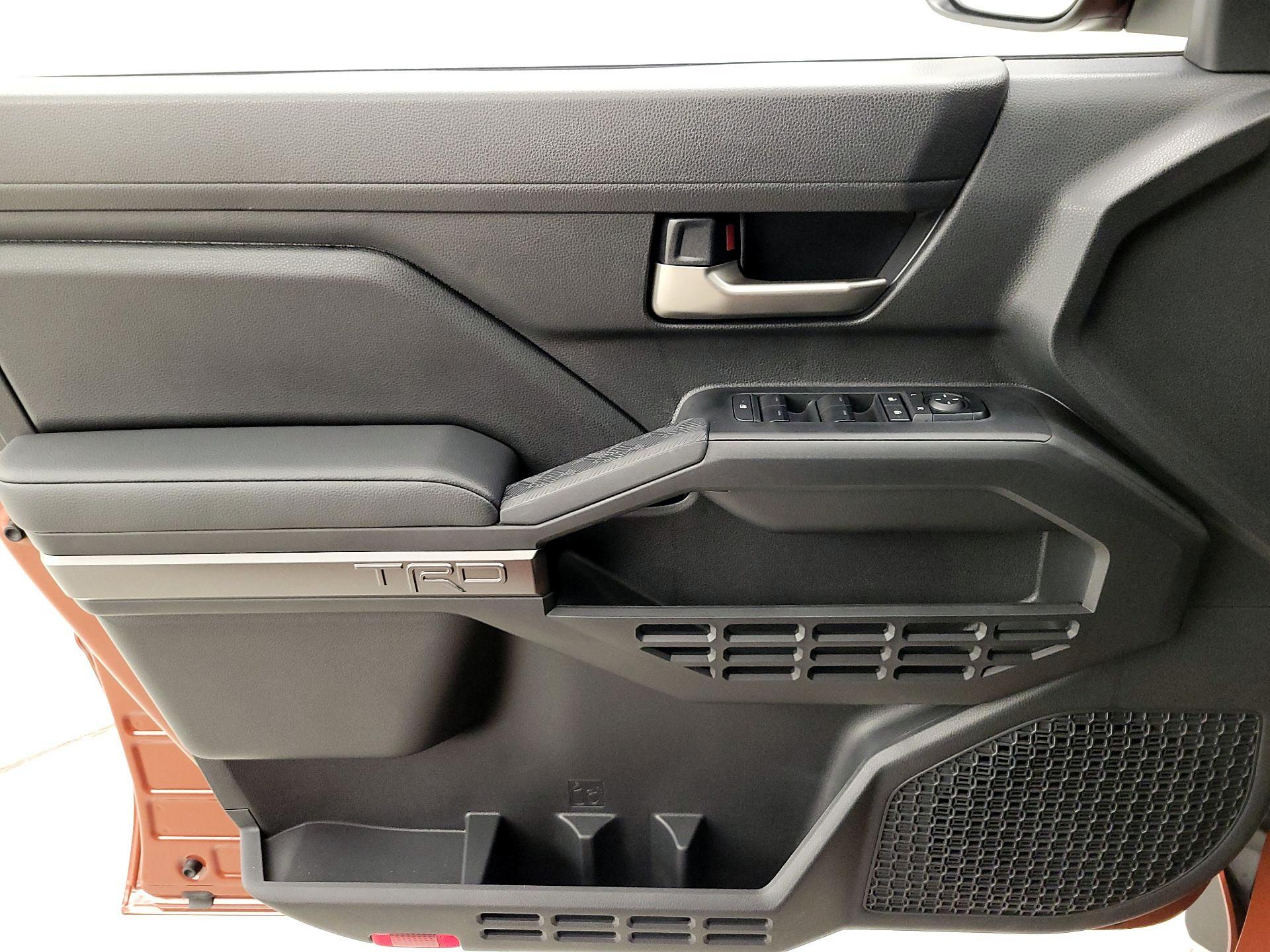 Thumbnail: 2025 Toyota Tacoma - 12