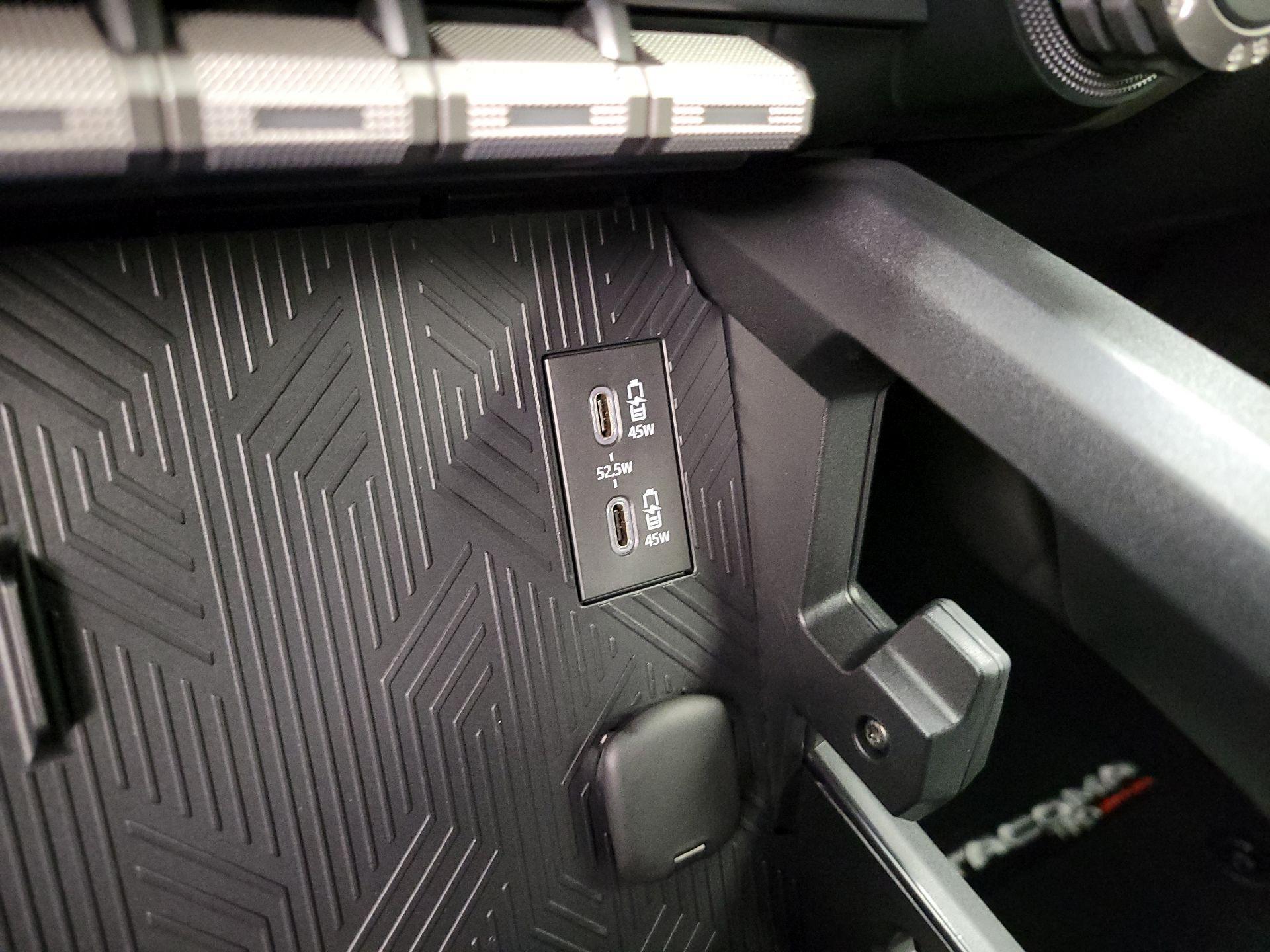 Thumbnail: 2025 Toyota Tacoma - 18