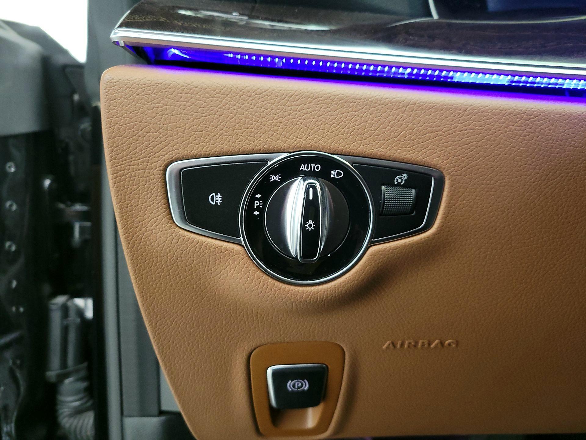 Thumbnail: 2018 Mercedes-Benz E-Class - 13