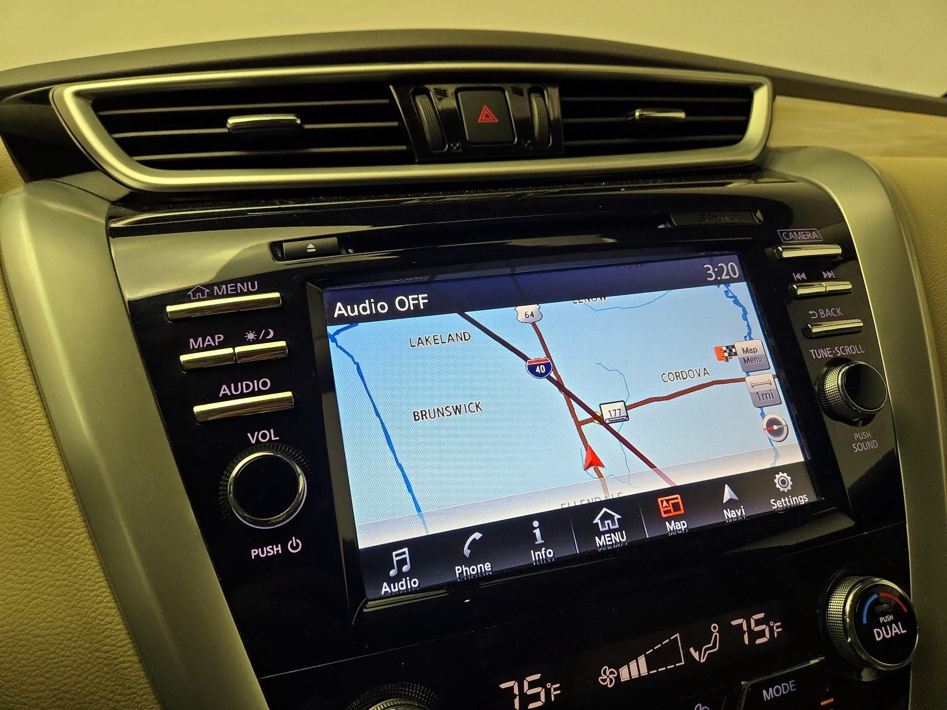 Thumbnail: 2015 Nissan Murano - 14