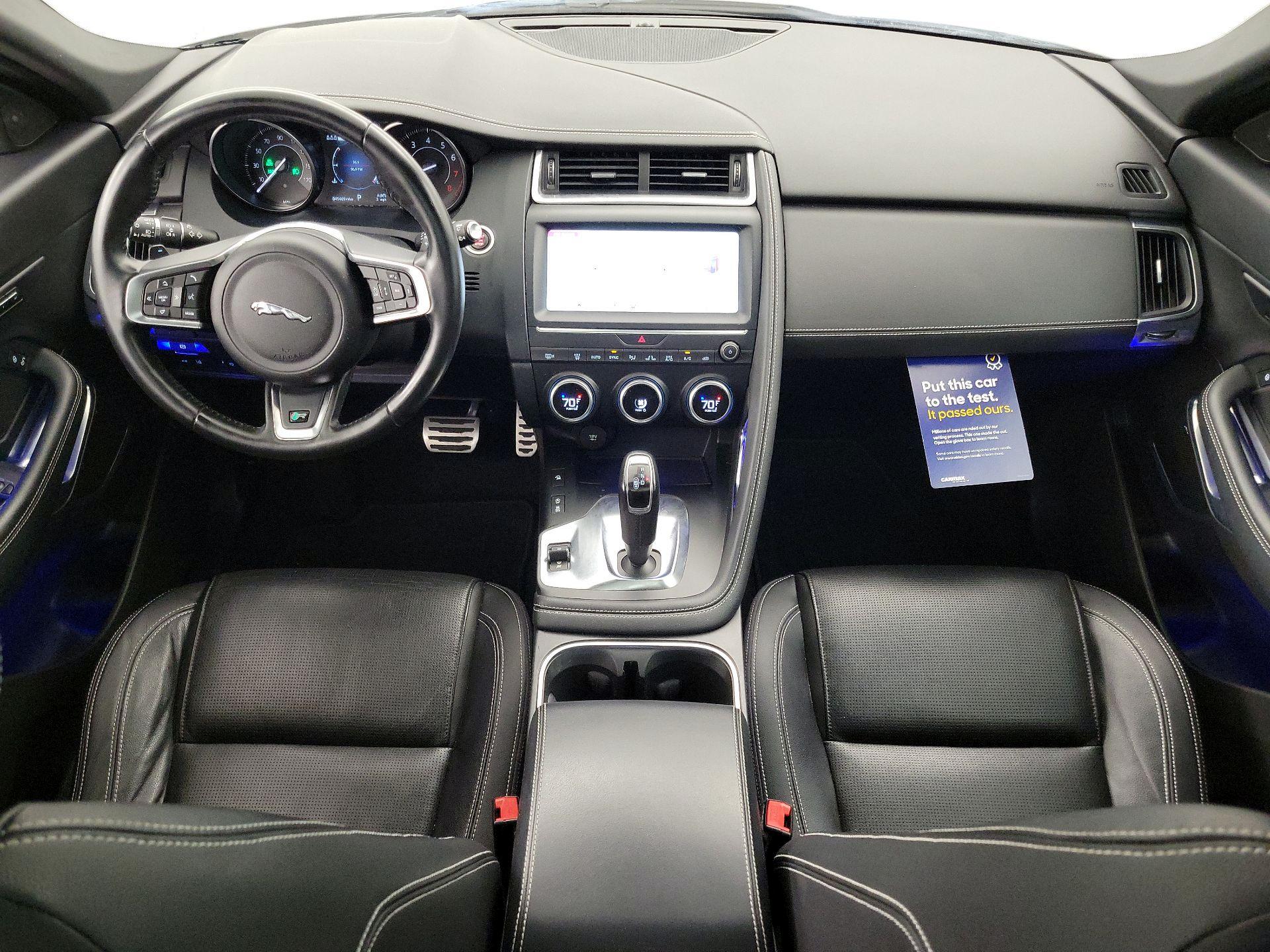 Thumbnail: 2019 Jaguar E-Pace - 9