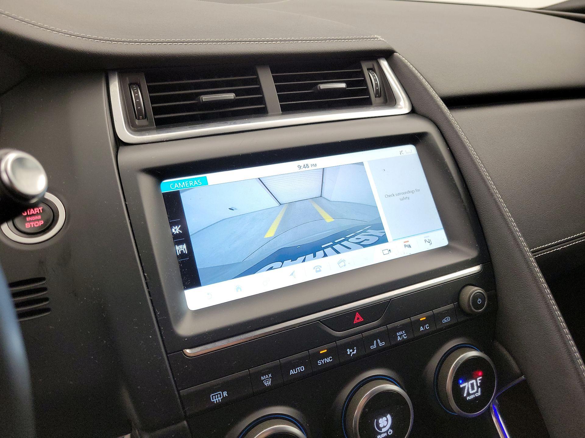 Thumbnail: 2019 Jaguar E-Pace - 15