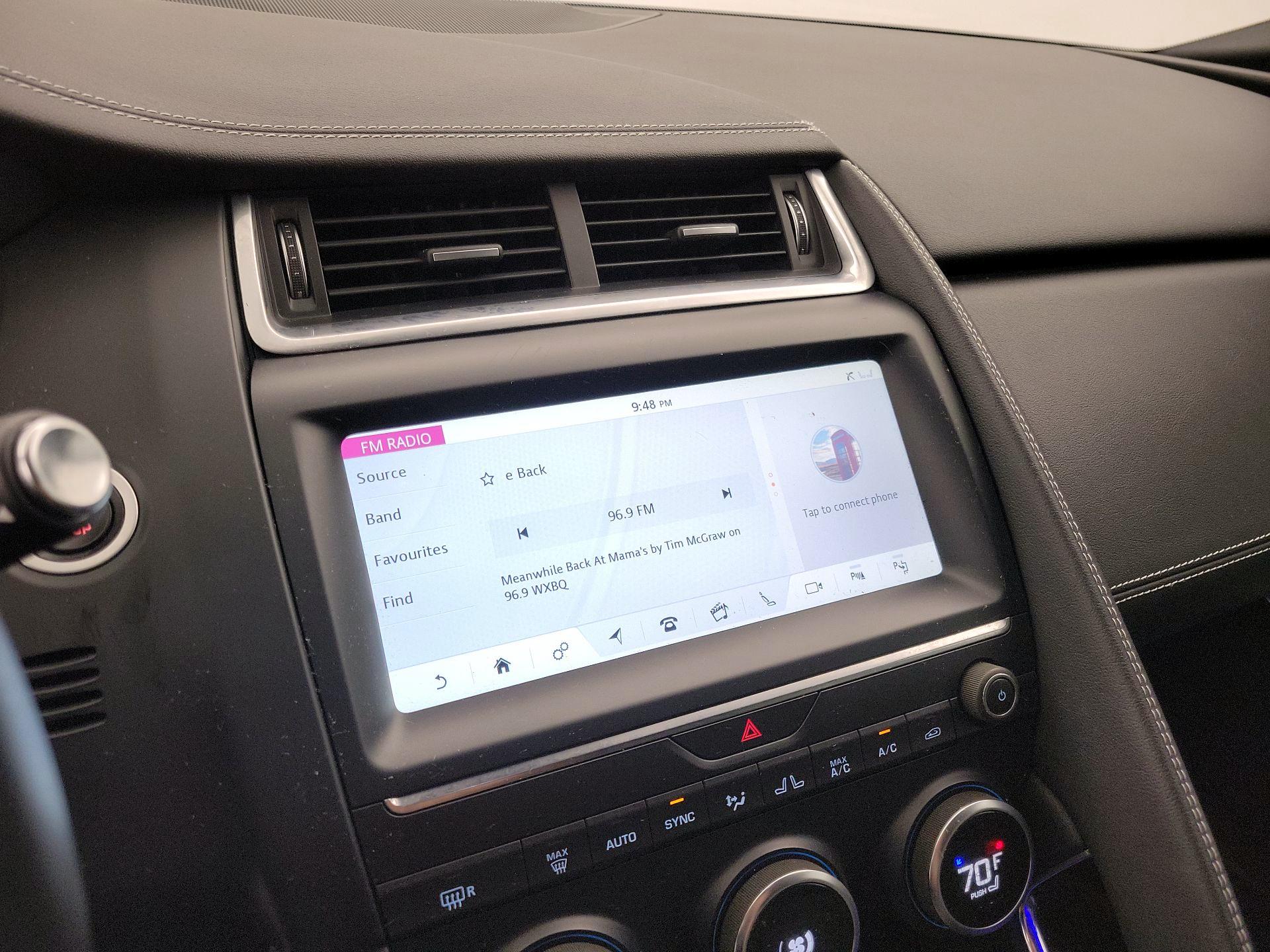 Thumbnail: 2019 Jaguar E-Pace - 16