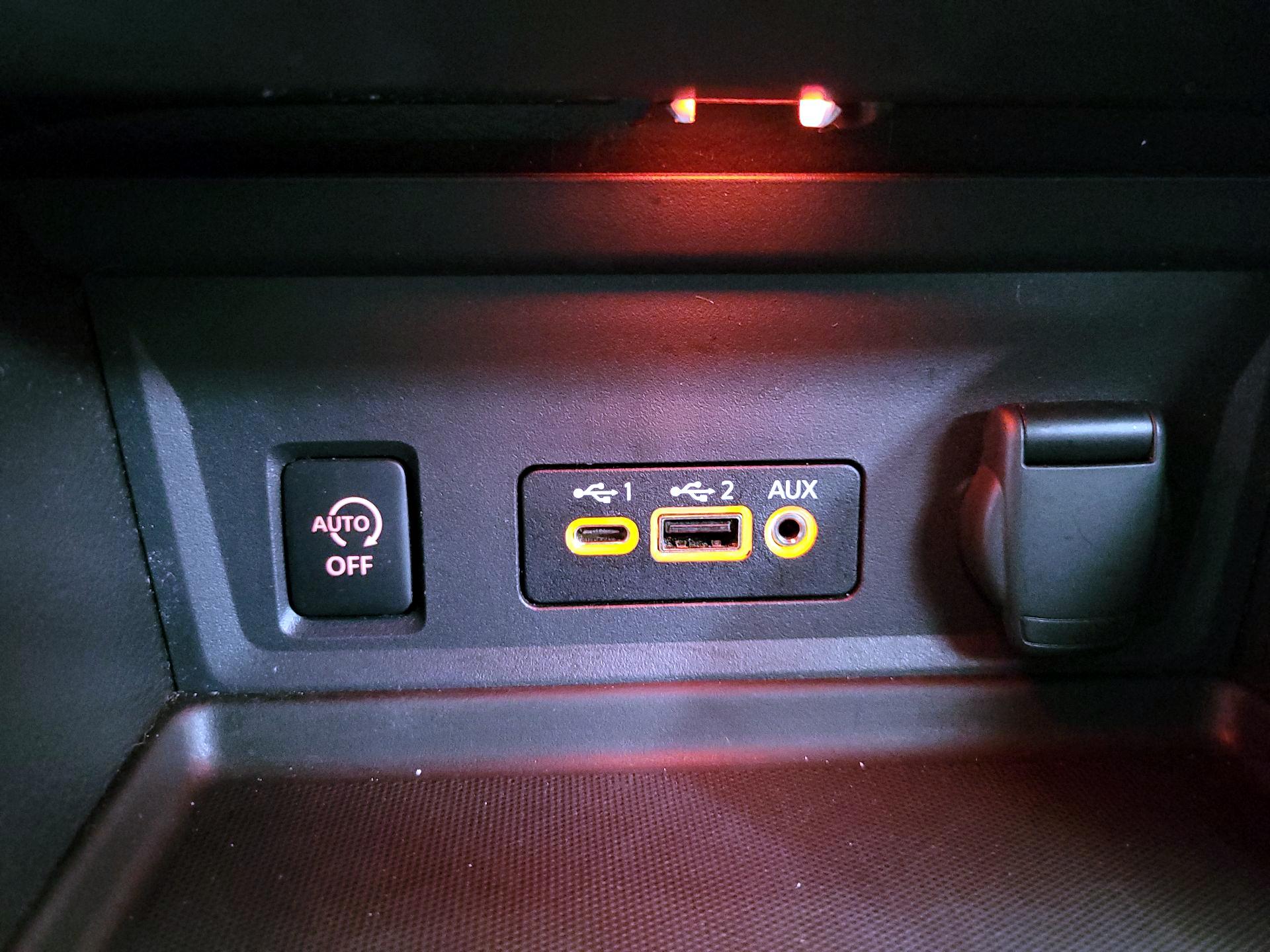 Thumbnail: 2024 Nissan Sentra - 18