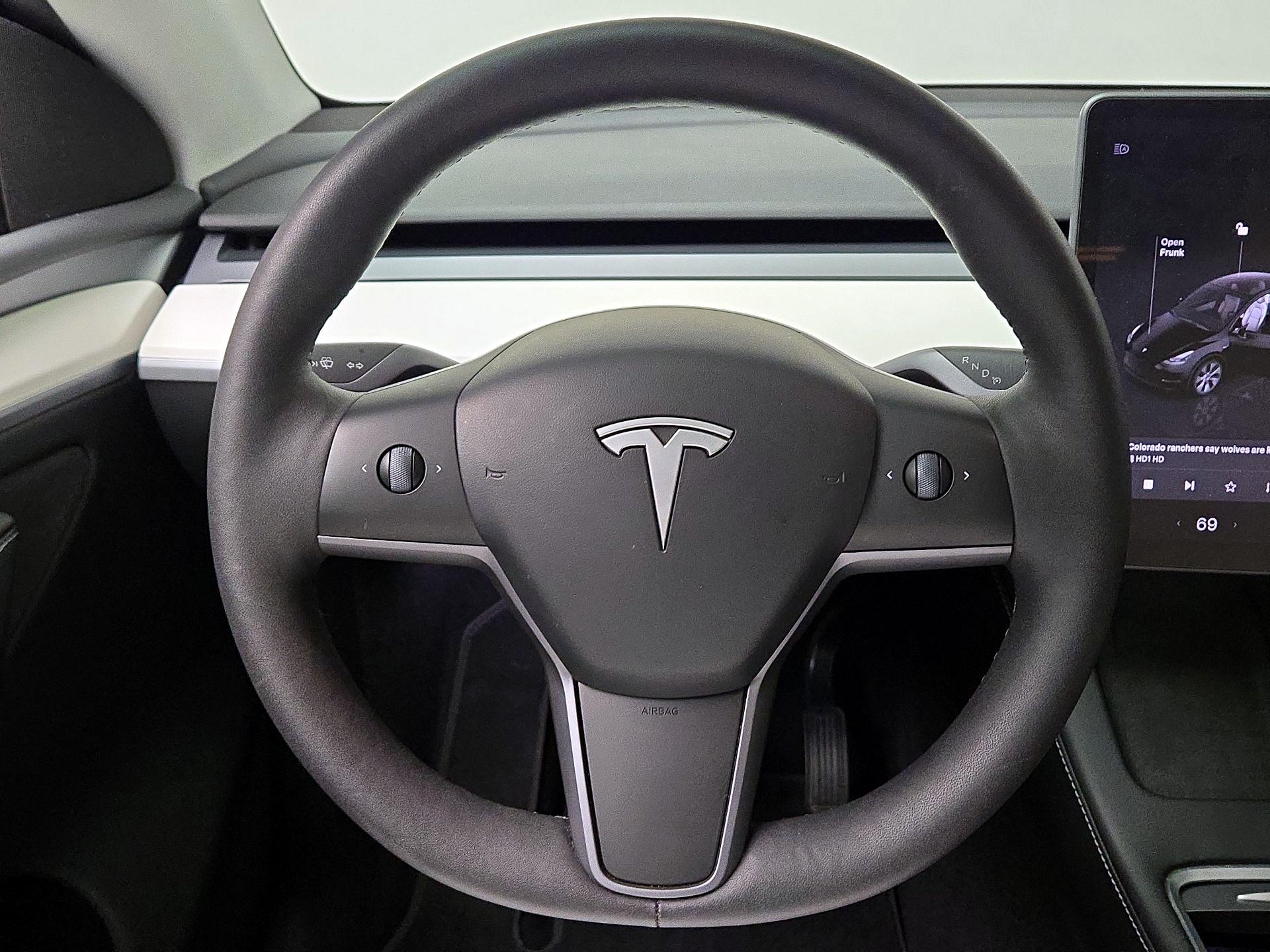 Thumbnail: 2024 Tesla Model Y - 10