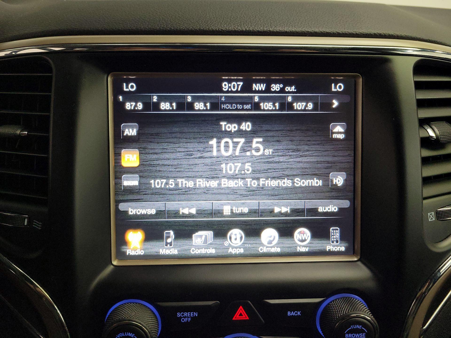 Thumbnail: 2017 Jeep Grand Cherokee - 16