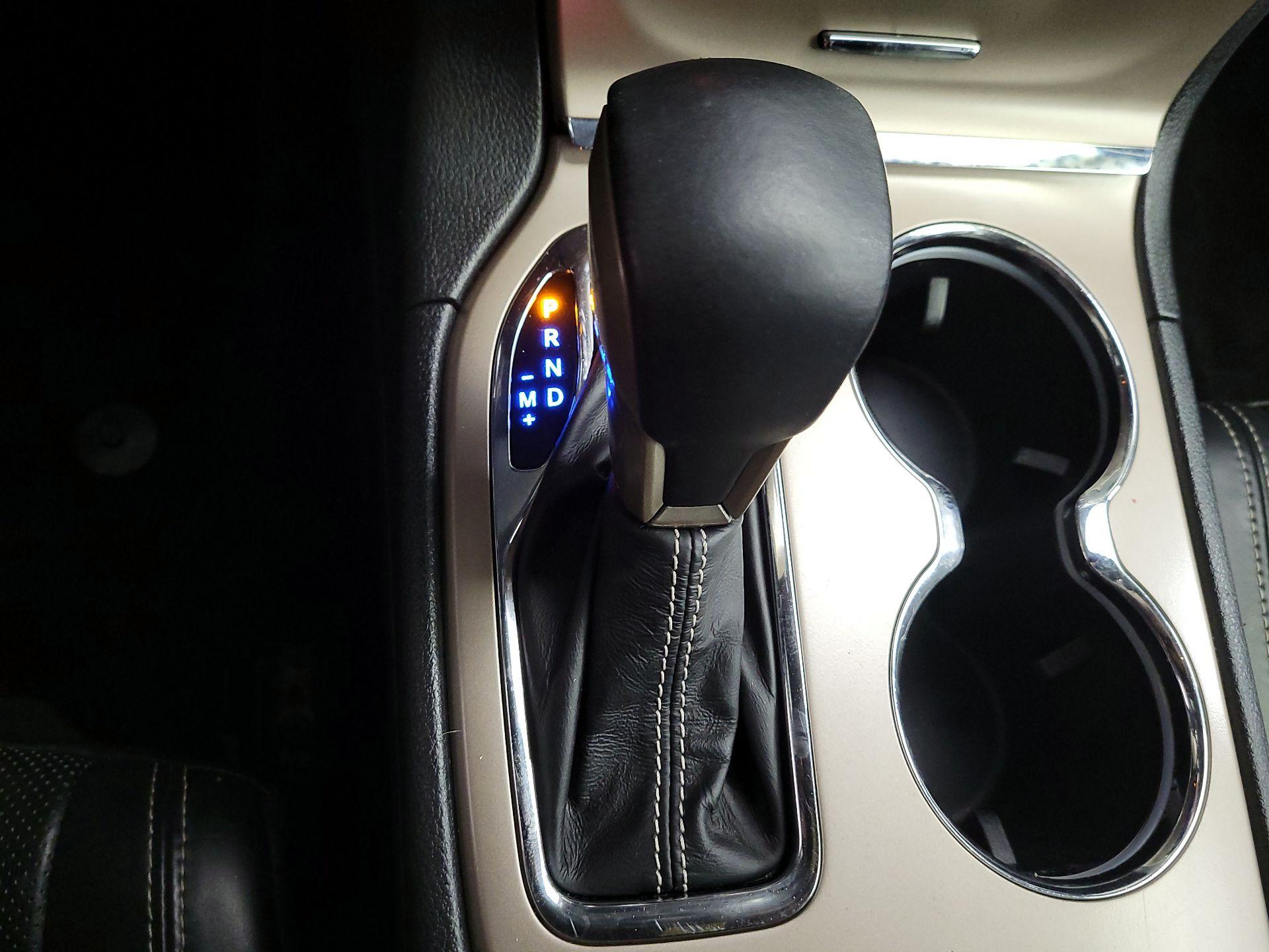 Thumbnail: 2017 Jeep Grand Cherokee - 18