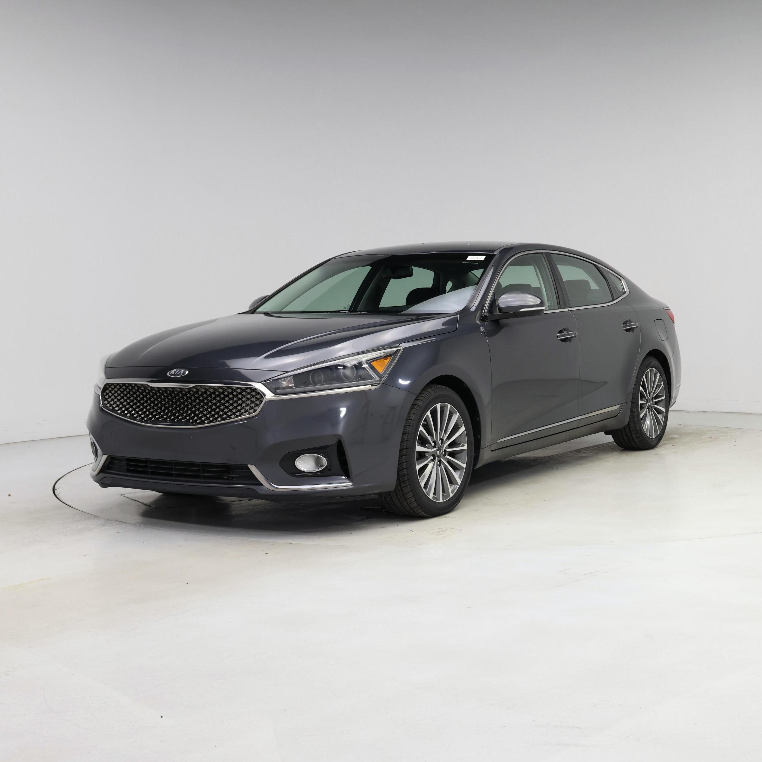 Thumbnail: 2017 Kia Cadenza - 4