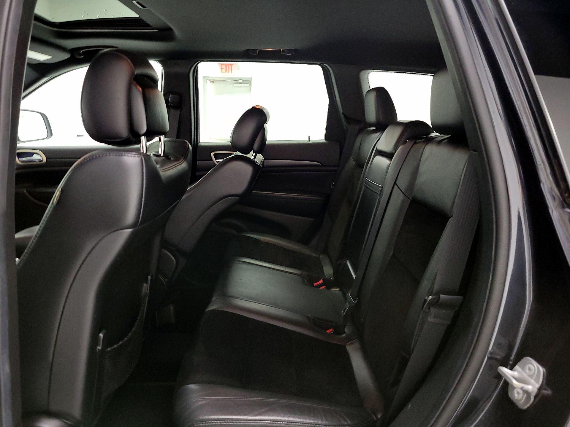 Thumbnail: 2014 Jeep Grand Cherokee - 19