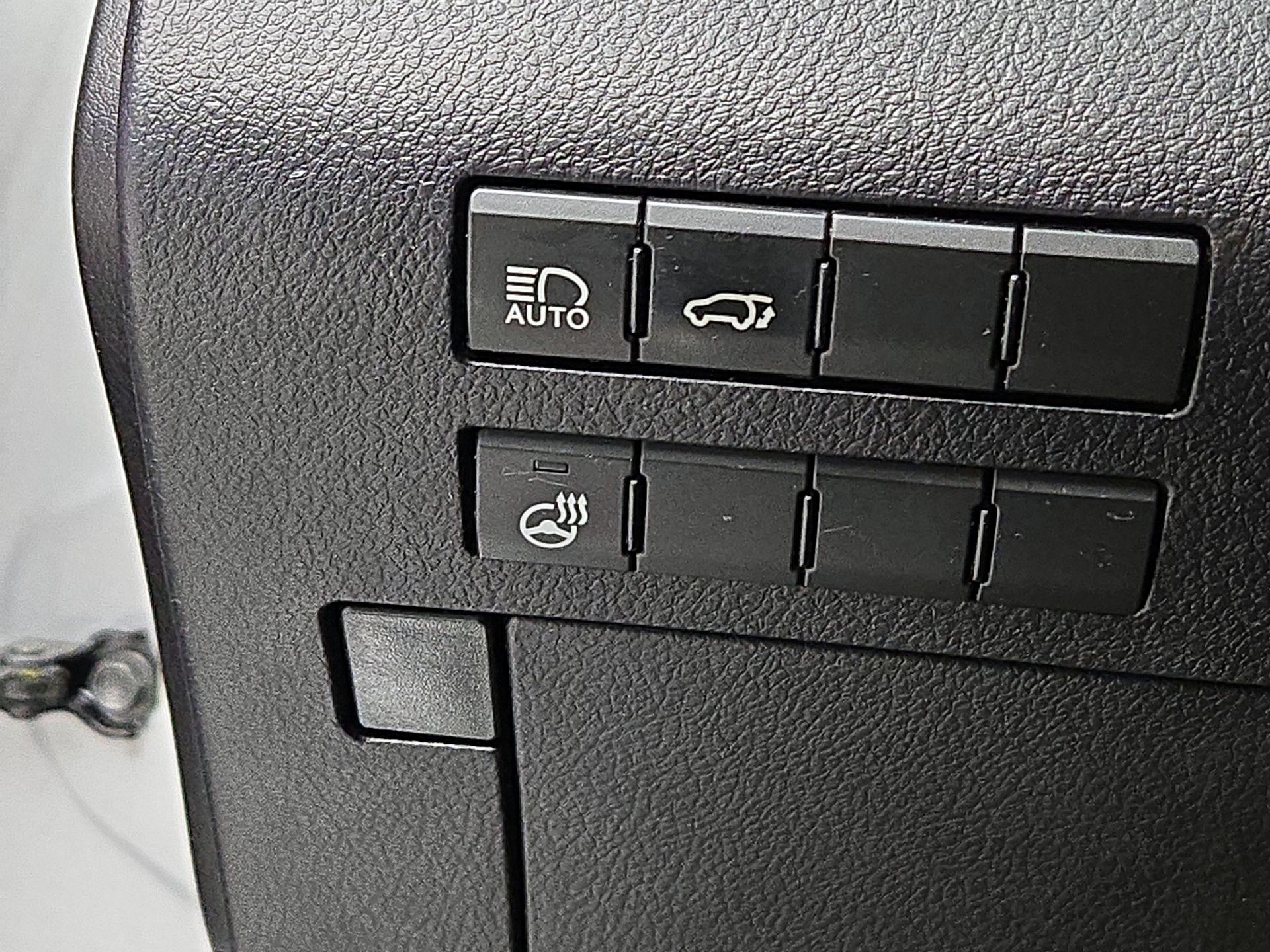 Thumbnail: 2018 Lexus RX - 13