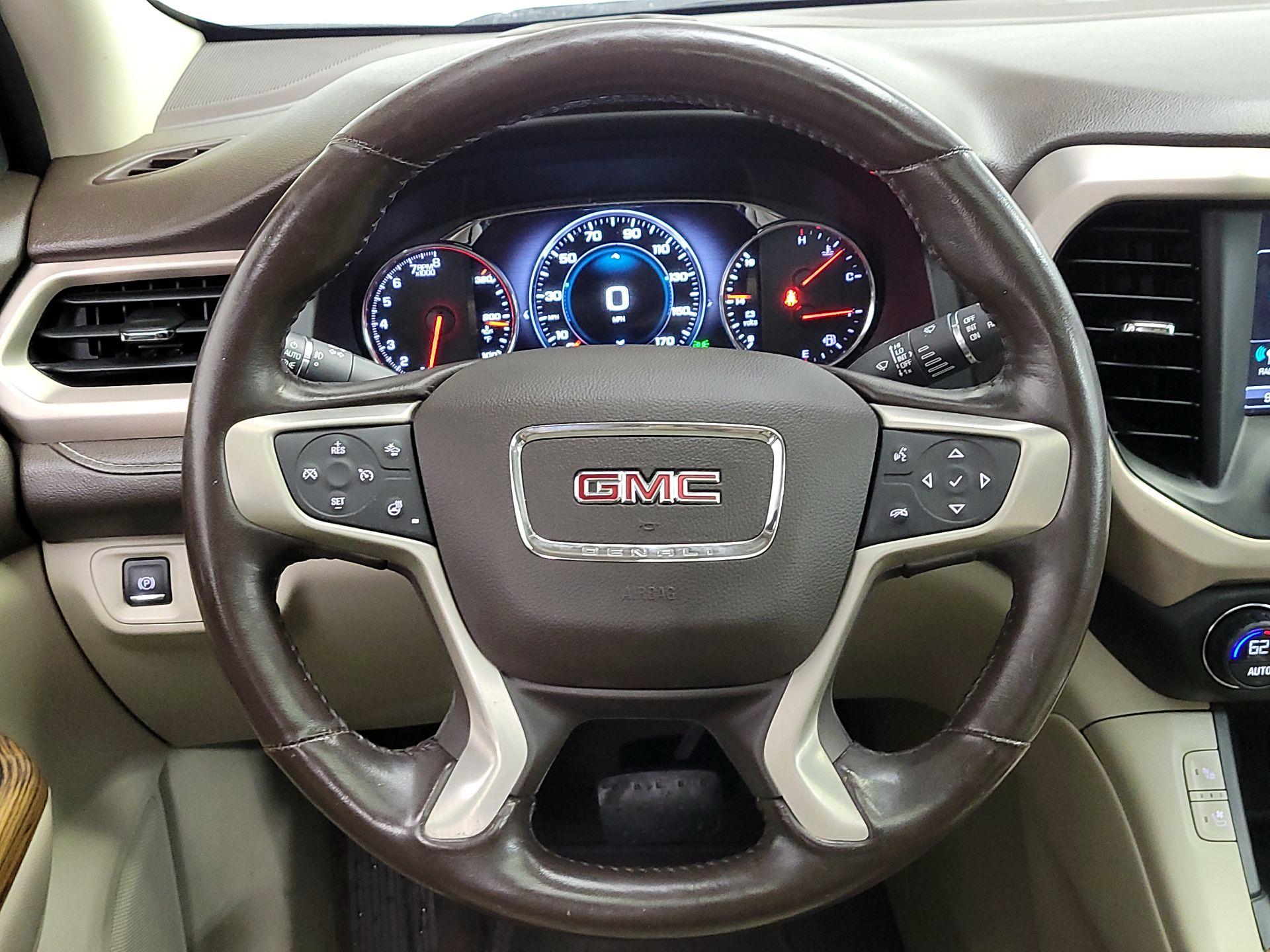 Thumbnail: 2017 GMC Acadia - 10