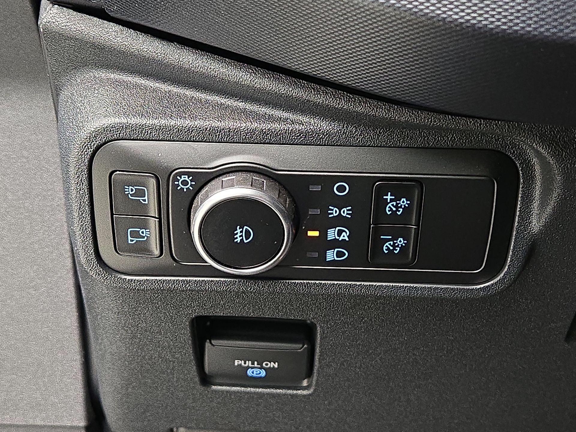 Thumbnail: 2023 Ford Bronco - 13