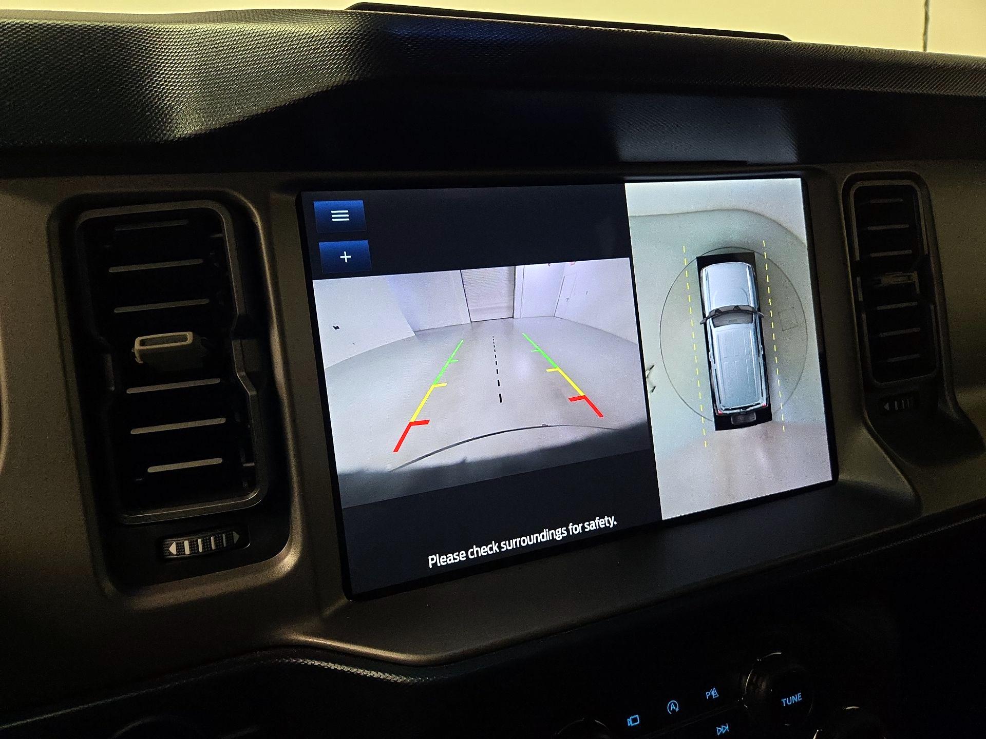 Thumbnail: 2023 Ford Bronco - 15