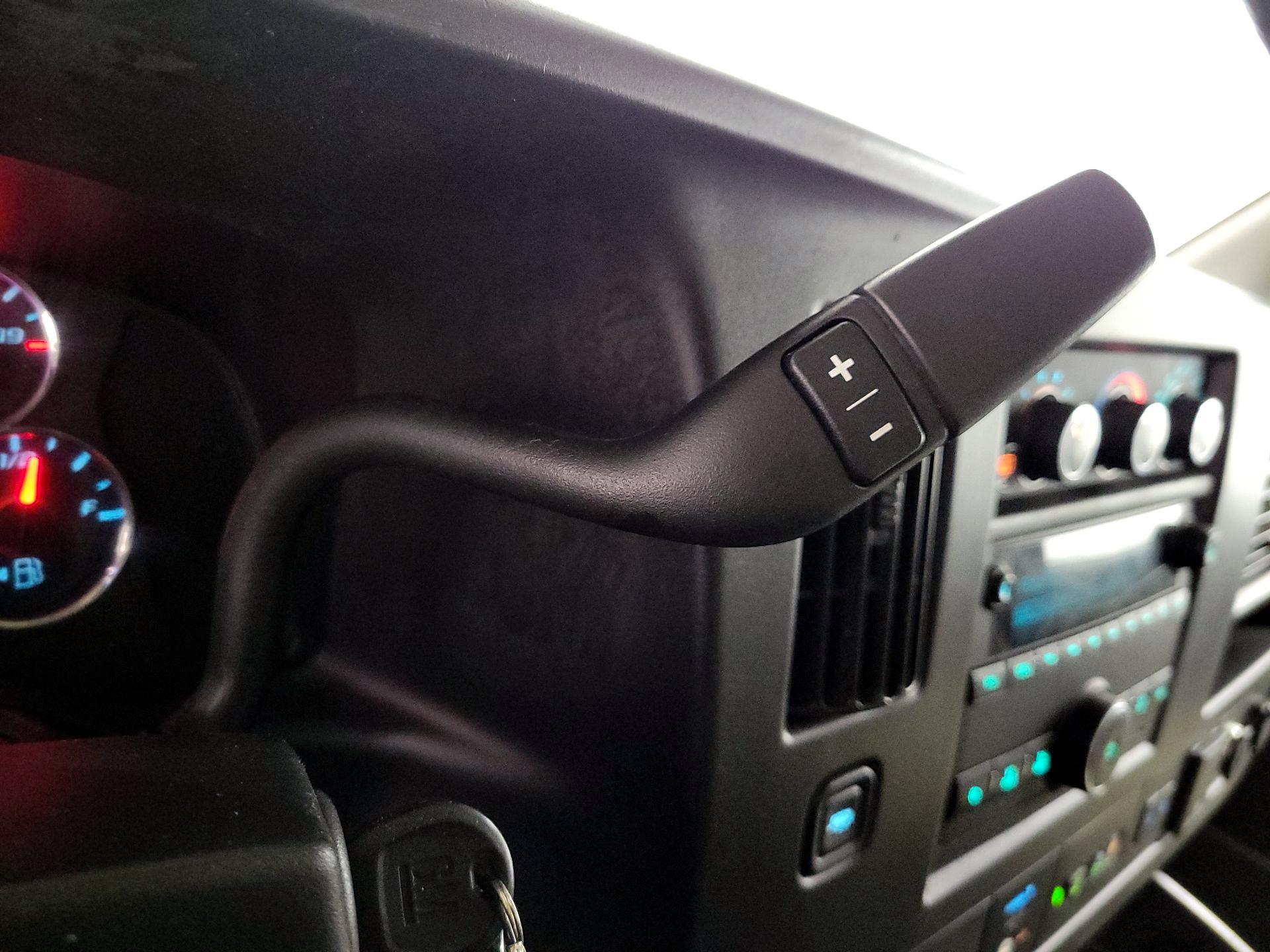 Thumbnail: 2019 Chevrolet Express - 16